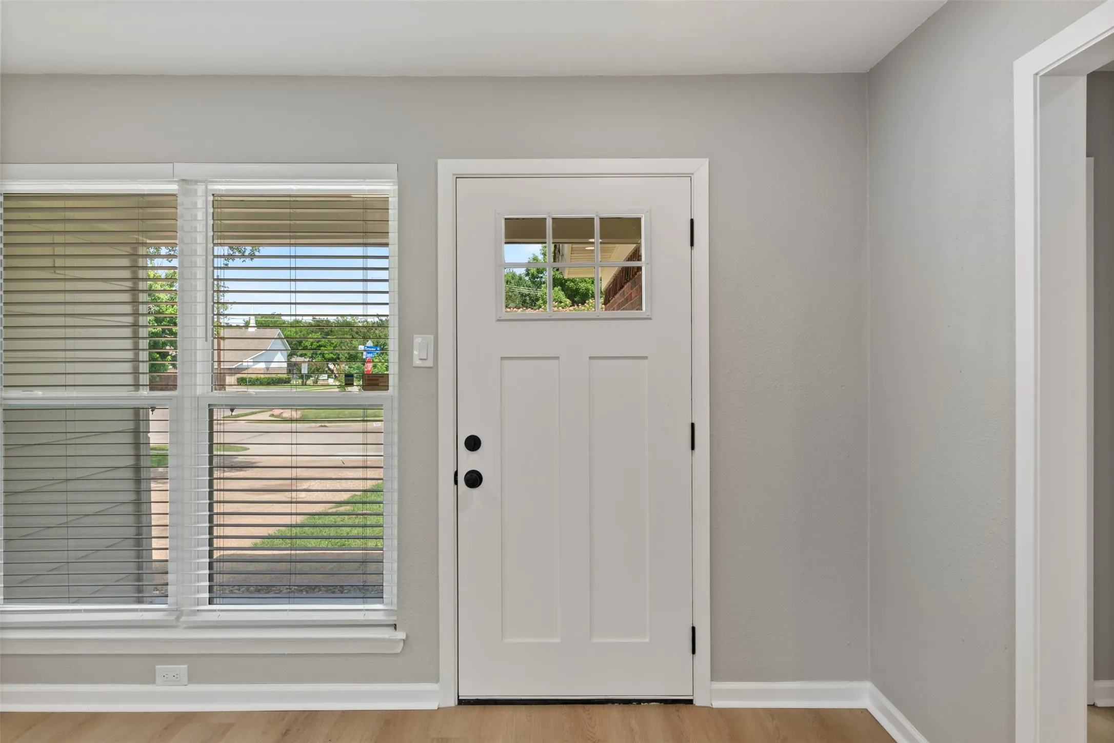 Single Family Residence For Sale in Dallas County , 500 Dover Drive, Richardson, Texas 75080, 3 Bedroom, 2 Bathroom, Garage spaces, 1,665 Sqft, built in 1958, mls#21275140, Real Estate Agent in Richardson, Homes For Sale in Dallas county, Homes For Sale in Richardson, Realtor in Richardson Texas, Real Estate Brokerage Independent Realty Texas, Luminita Cordes Realtor