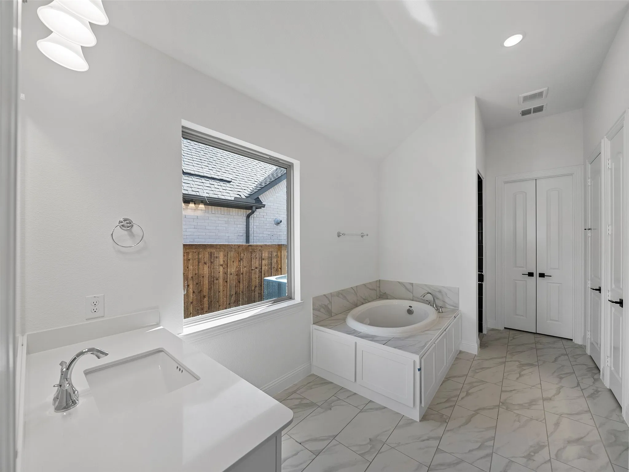 Single Family Residence For Rent in Denton County , 4280 Mill Pond Drive, Prosper, Texas 75078, 4 Bedroom, 4 Bathroom, 2 Garage spaces, 3,301 Sqft, built in 2024, mls#21276881, Real Estate Agent in Prosper, Homes For Rent in Denton county, Homes For Rent in Prosper, Realtor in Prosper Texas, Real Estate Brokerage Independent Realty Texas, Luminita Cordes Realtor