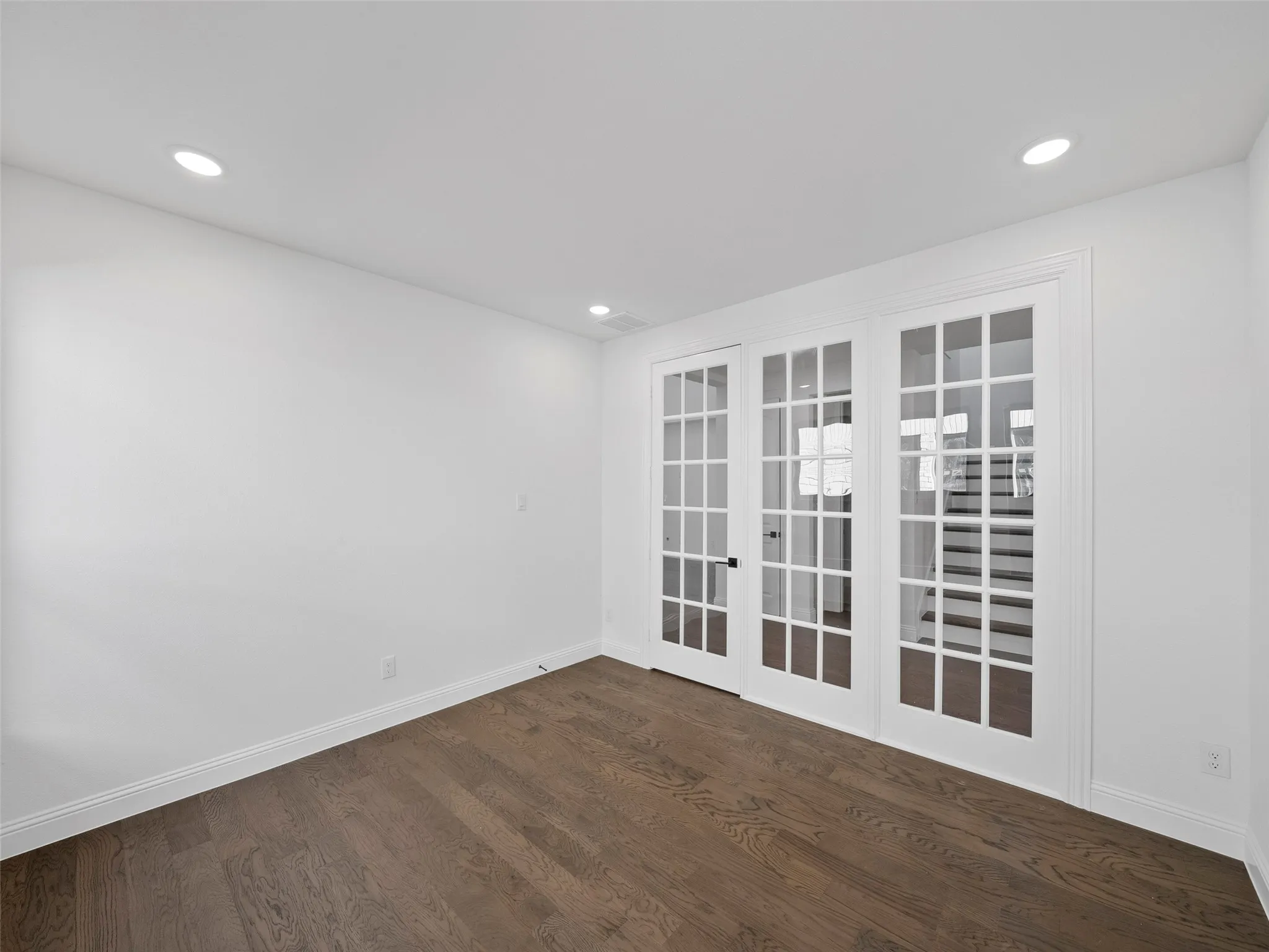 Single Family Residence For Rent in Denton County , 4280 Mill Pond Drive, Prosper, Texas 75078, 4 Bedroom, 4 Bathroom, 2 Garage spaces, 3,301 Sqft, built in 2024, mls#21276881, Real Estate Agent in Prosper, Homes For Rent in Denton county, Homes For Rent in Prosper, Realtor in Prosper Texas, Real Estate Brokerage Independent Realty Texas, Luminita Cordes Realtor
