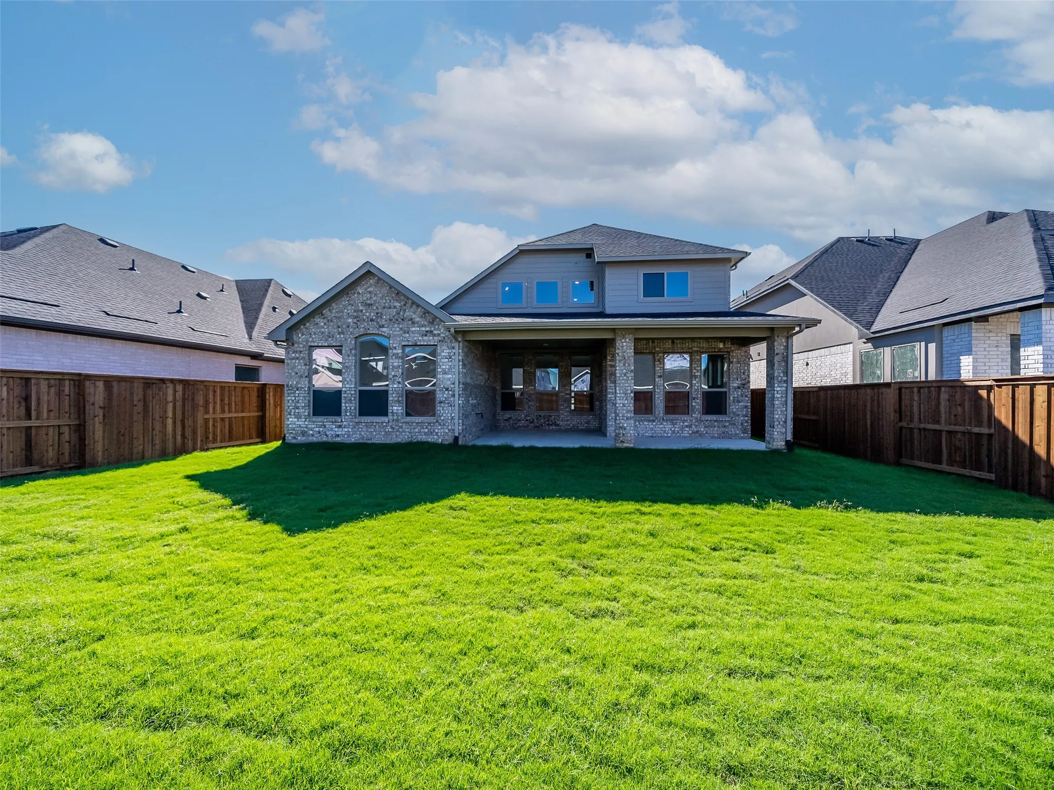 Single Family Residence For Rent in Denton County , 4280 Mill Pond Drive, Prosper, Texas 75078, 4 Bedroom, 4 Bathroom, 2 Garage spaces, 3,301 Sqft, built in 2024, mls#21276881, Real Estate Agent in Prosper, Homes For Rent in Denton county, Homes For Rent in Prosper, Realtor in Prosper Texas, Real Estate Brokerage Independent Realty Texas, Luminita Cordes Realtor