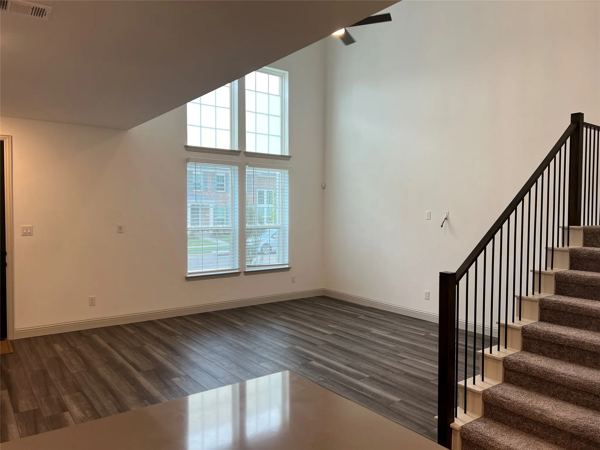 Townhouse For Rent in Collin County , 12829 Teton Street, Frisco, Texas 75035, 2 Bedroom, 3 Bathroom, 2 Garage spaces, 1,792 Sqft, built in 2022, mls#21277875, Real Estate Agent in Frisco, Homes For Rent in Collin county, Homes For Rent in Frisco, Realtor in Frisco Texas, Real Estate Brokerage Independent Realty Texas, Luminita Cordes Realtor