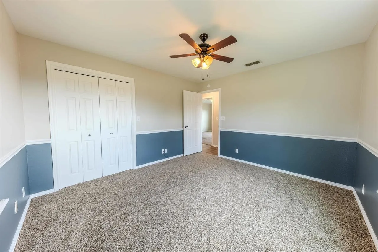 Single Family Residence For Sale in Wood County , 5300 N Hwy 37, Winnsboro, Texas 75494, 3 Bedroom, 2 Bathroom, 2 Garage spaces, 1,738 Sqft, built in 2005, mls#21277881, Real Estate Agent in Winnsboro, Homes For Sale in Wood county, Homes For Sale in Winnsboro, Realtor in Winnsboro Texas, Real Estate Brokerage Independent Realty Texas, Luminita Cordes Realtor