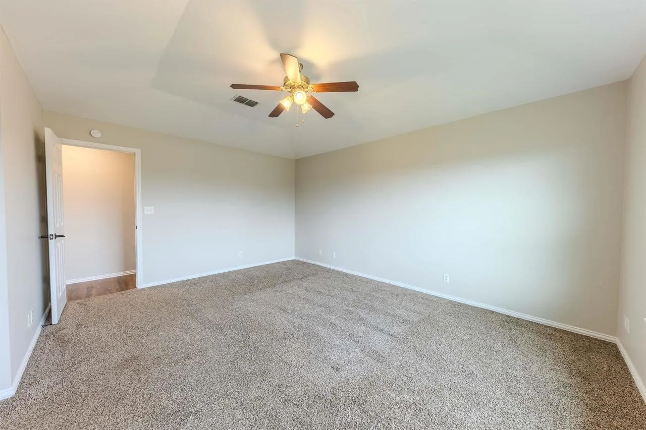 Single Family Residence For Sale in Wood County , 5300 N Hwy 37, Winnsboro, Texas 75494, 3 Bedroom, 2 Bathroom, 2 Garage spaces, 1,738 Sqft, built in 2005, mls#21277881, Real Estate Agent in Winnsboro, Homes For Sale in Wood county, Homes For Sale in Winnsboro, Realtor in Winnsboro Texas, Real Estate Brokerage Independent Realty Texas, Luminita Cordes Realtor