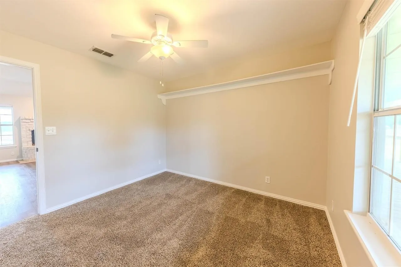 Single Family Residence For Sale in Wood County , 5300 N Hwy 37, Winnsboro, Texas 75494, 3 Bedroom, 2 Bathroom, 2 Garage spaces, 1,738 Sqft, built in 2005, mls#21277881, Real Estate Agent in Winnsboro, Homes For Sale in Wood county, Homes For Sale in Winnsboro, Realtor in Winnsboro Texas, Real Estate Brokerage Independent Realty Texas, Luminita Cordes Realtor