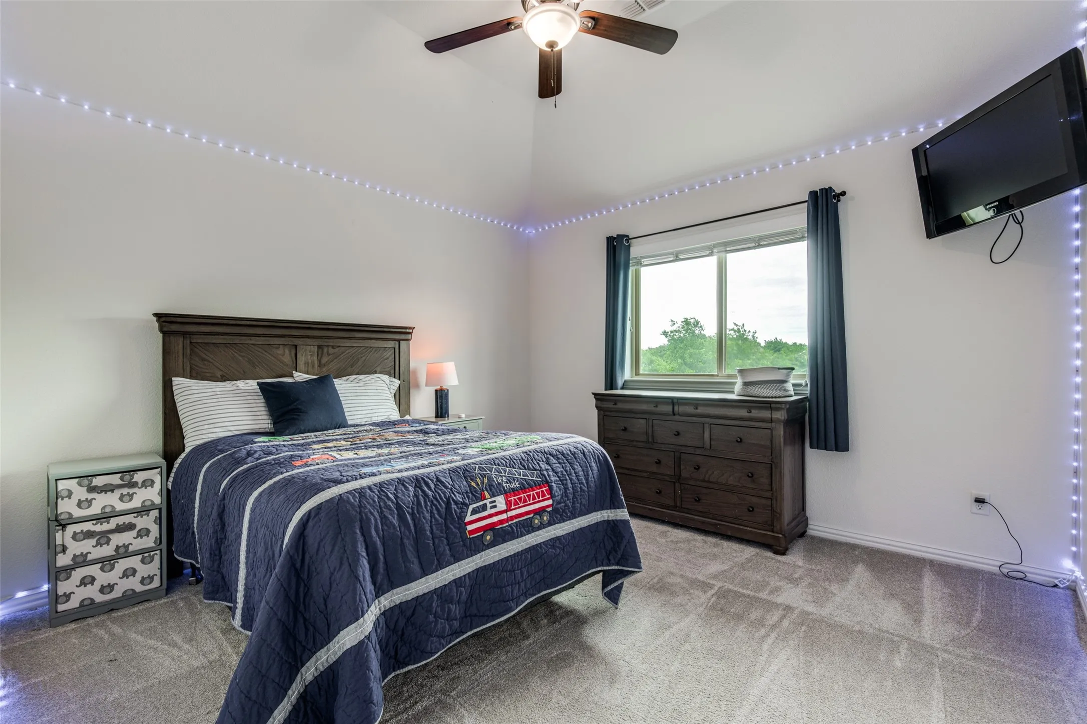 Single Family Residence For Sale in Denton County , 9359 Cherry Brook Lane, Frisco, Texas 75033, 5 Bedroom, 4 Bathroom, 3 Garage spaces, 3,958 Sqft, built in 2015, mls#21277991, Real Estate Agent in Frisco, Homes For Sale in Denton county, Homes For Sale in Frisco, Realtor in Frisco Texas, Real Estate Brokerage Independent Realty Texas, Luminita Cordes Realtor