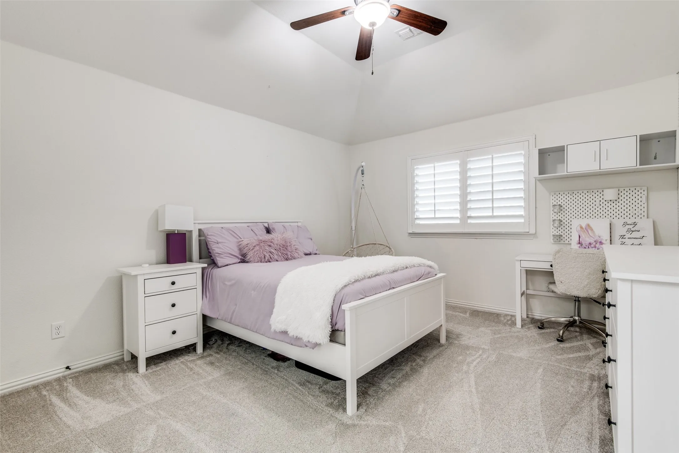 Single Family Residence For Sale in Denton County , 9359 Cherry Brook Lane, Frisco, Texas 75033, 5 Bedroom, 4 Bathroom, 3 Garage spaces, 3,958 Sqft, built in 2015, mls#21277991, Real Estate Agent in Frisco, Homes For Sale in Denton county, Homes For Sale in Frisco, Realtor in Frisco Texas, Real Estate Brokerage Independent Realty Texas, Luminita Cordes Realtor