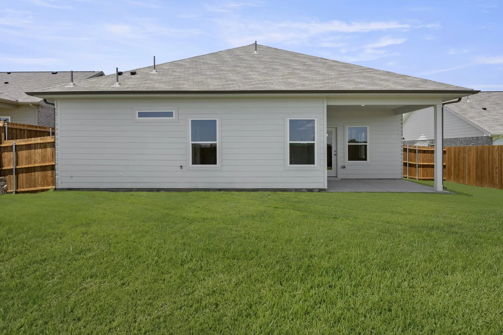 26. 402 Heritage Grove - Back