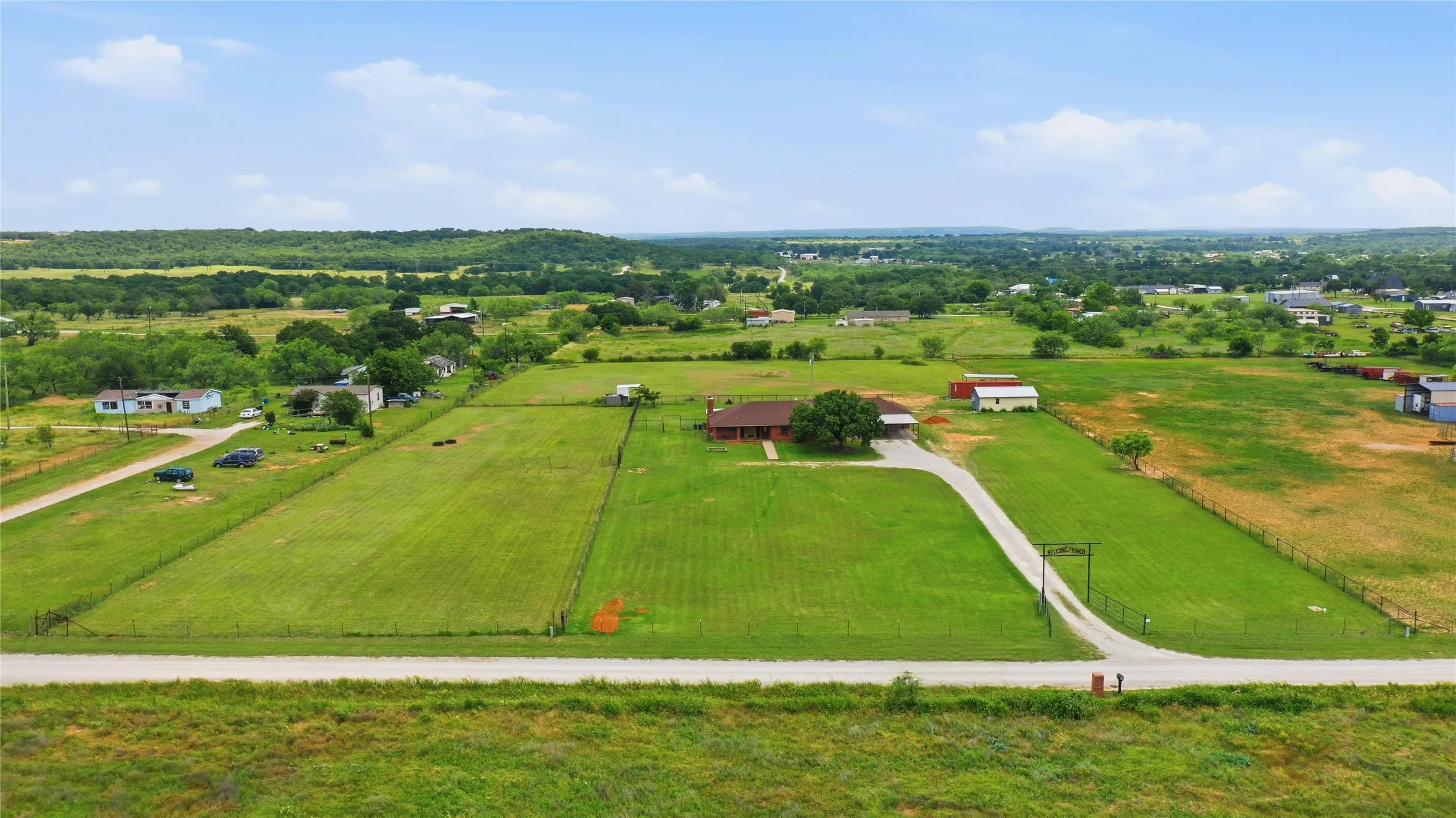 Single Family Residence For Sale in Young County , 362 Terra Grande Road, Graham, Texas 76450, 3 Bedroom, 2 Bathroom, 2 Garage spaces, 2,504 Sqft, built in 1998, mls#21277857, Real Estate Agent in Graham, Homes For Sale in Young county, Homes For Sale in Graham, Realtor in Graham Texas, Real Estate Brokerage Independent Realty Texas, Luminita Cordes Realtor
