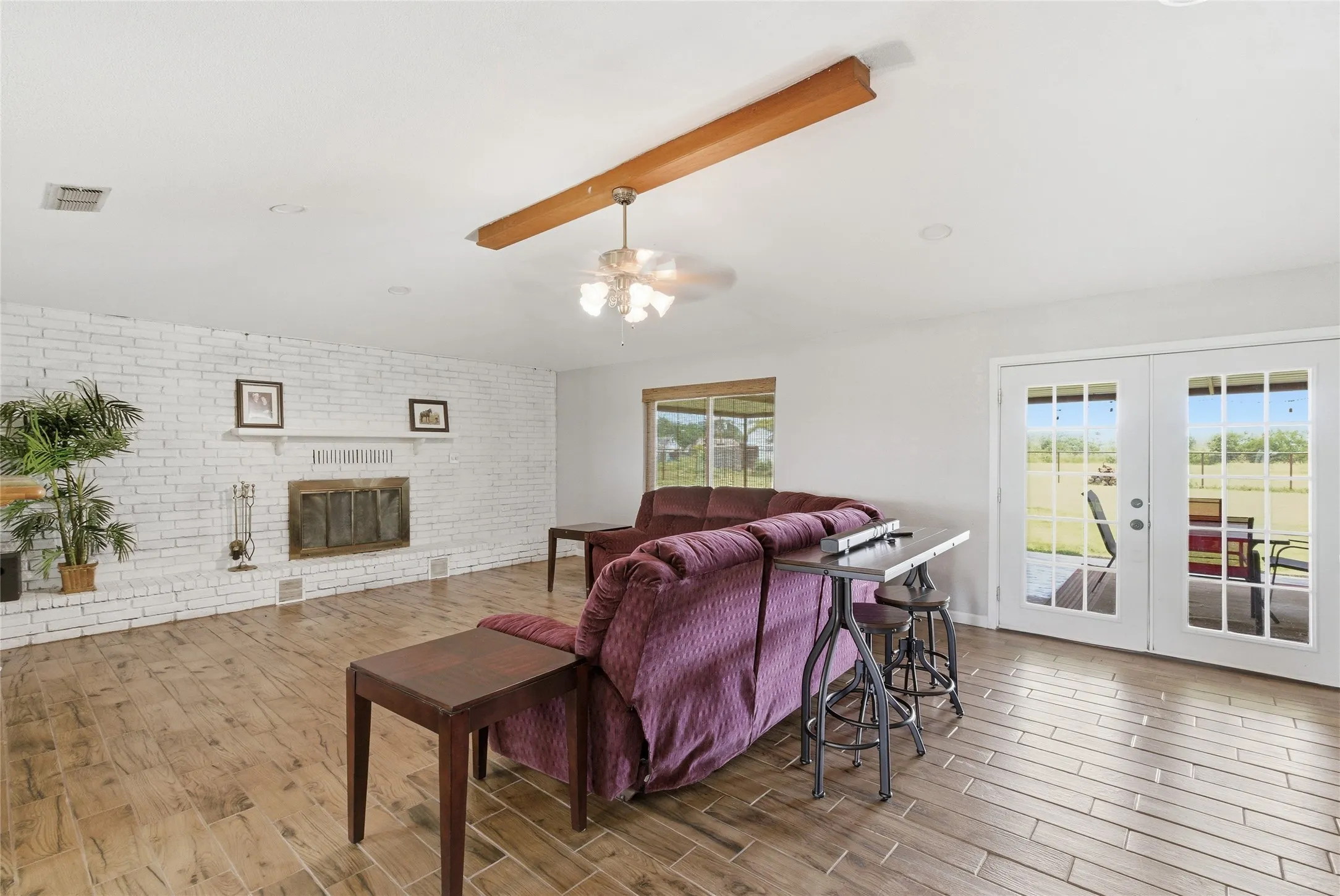 Single Family Residence For Sale in Young County , 362 Terra Grande Road, Graham, Texas 76450, 3 Bedroom, 2 Bathroom, 2 Garage spaces, 2,504 Sqft, built in 1998, mls#21277857, Real Estate Agent in Graham, Homes For Sale in Young county, Homes For Sale in Graham, Realtor in Graham Texas, Real Estate Brokerage Independent Realty Texas, Luminita Cordes Realtor