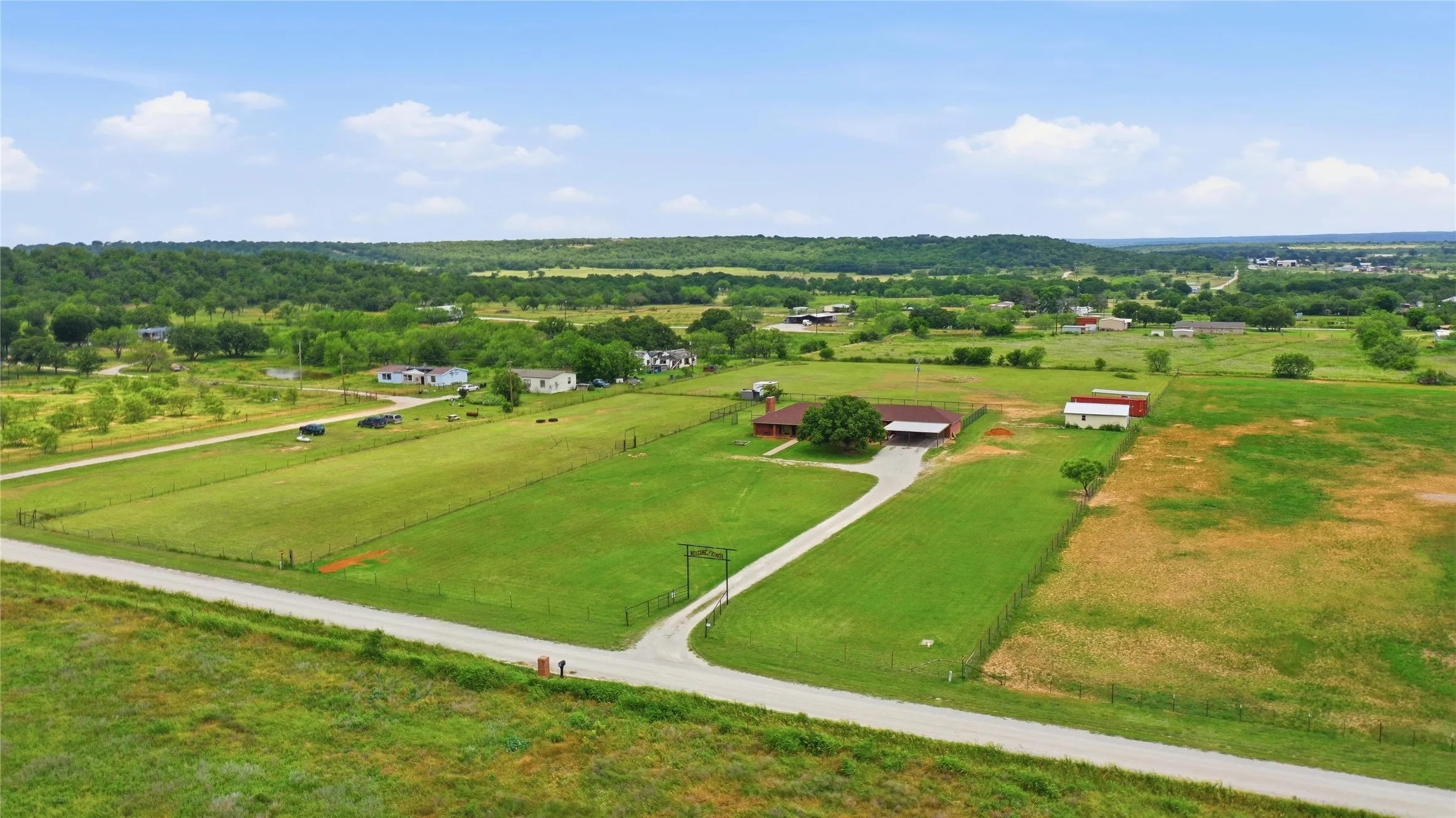 Single Family Residence For Sale in Young County , 362 Terra Grande Road, Graham, Texas 76450, 3 Bedroom, 2 Bathroom, 2 Garage spaces, 2,504 Sqft, built in 1998, mls#21277857, Real Estate Agent in Graham, Homes For Sale in Young county, Homes For Sale in Graham, Realtor in Graham Texas, Real Estate Brokerage Independent Realty Texas, Luminita Cordes Realtor