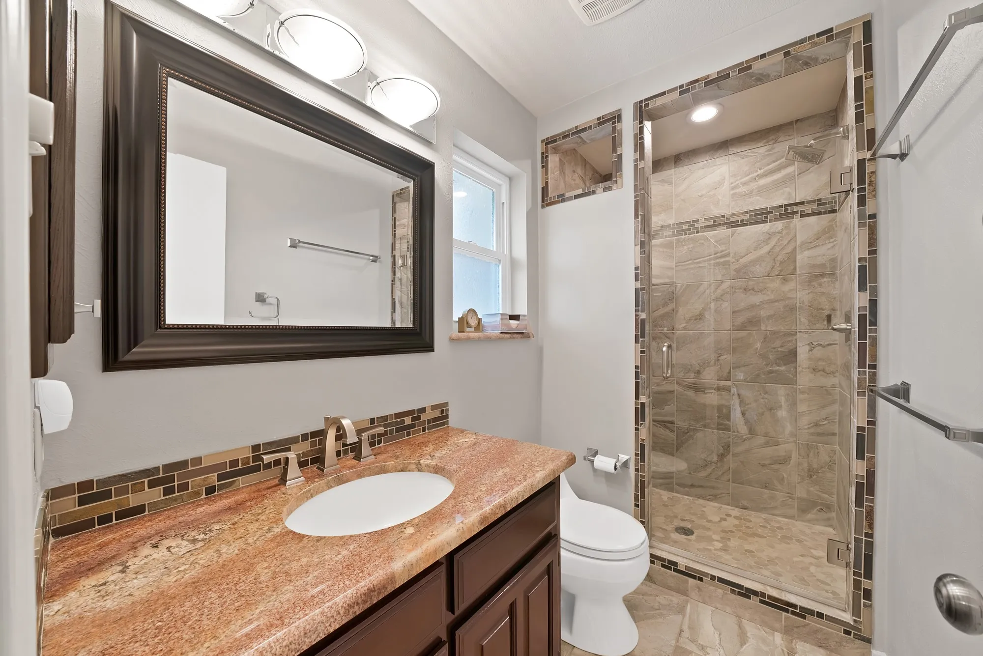 Single Family Residence For Sale in Denton County , 1600 Delaford Drive, Carrollton, Texas 75007, 3 Bedrooms, 2 Bathrooms, 2 Garage spaces, 1,647 Sqft, built in 1983, Price $375,000, mls#21275090, Real Estate Agent in Carrollton, Homes For Sale in Denton county, Homes For Sale in Carrollton, Realtor in Carrollton Texas, Real Estate Brokerage Independent Realty Texas, Luminita Cordes Realtor
