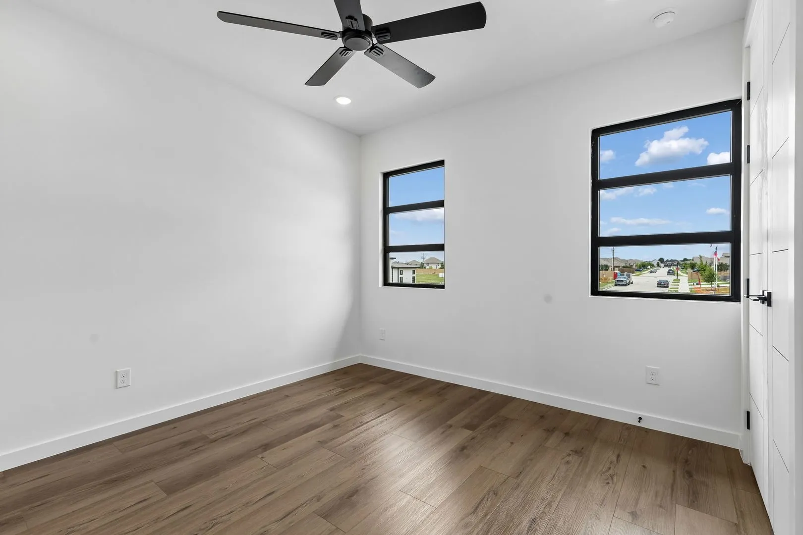 Guest bedroom 3