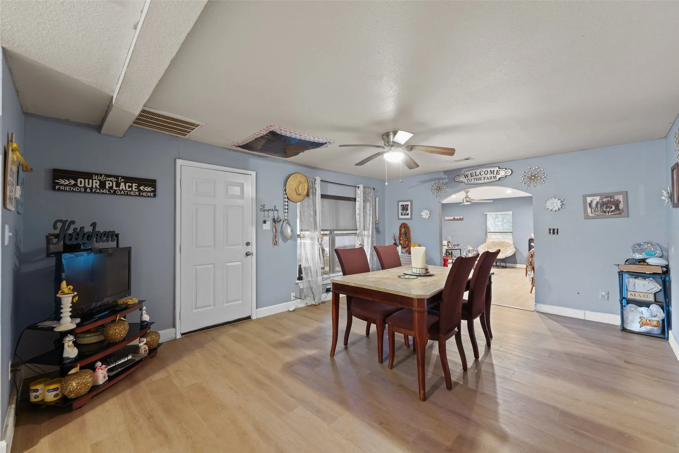 Single Family Residence For Sale in Dallas County , 12809 Sultana Street, Dallas, Texas 75253, 3 Bedroom, 2 Bathroom, Garage spaces, 1,903 Sqft, built in 1935, mls#21278075, Real Estate Agent in Dallas, Homes For Sale in Dallas county, Homes For Sale in Dallas, Realtor in Dallas Texas, Real Estate Brokerage Independent Realty Texas, Luminita Cordes Realtor