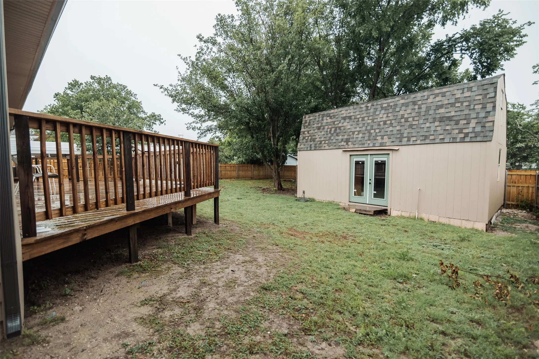 Single Family Residence For Sale in Grayson County , 305 Ball Street, Tom Bean, Texas 75491, 3 Bedroom, 2 Bathroom, Garage spaces, 1,683 Sqft, built in 1950, mls#21277712, Real Estate Agent in Tom Bean, Homes For Sale in Grayson county, Homes For Sale in Tom Bean, Realtor in Tom Bean Texas, Real Estate Brokerage Independent Realty Texas, Luminita Cordes Realtor