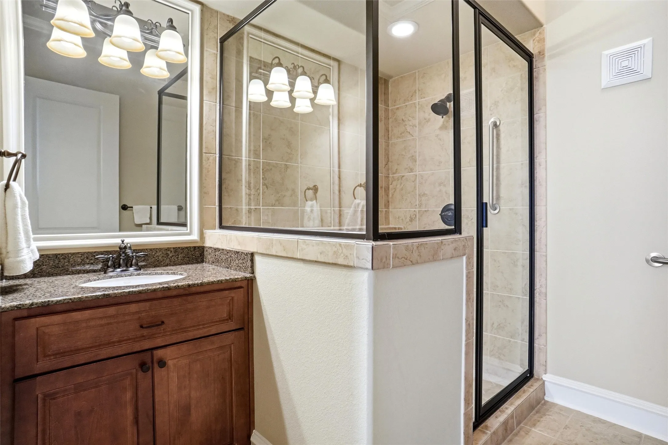 Condominium For Rent in Tarrant County , 301 Watermere Drive 414, Southlake, Texas 76092, 2 Bedroom, 3 Bathroom, Garage spaces, 1,572 Sqft, built in 2008, mls#21276837, Real Estate Agent in Southlake, Homes For Rent in Tarrant county, Homes For Rent in Southlake, Realtor in Southlake Texas, Real Estate Brokerage Independent Realty Texas, Luminita Cordes Realtor