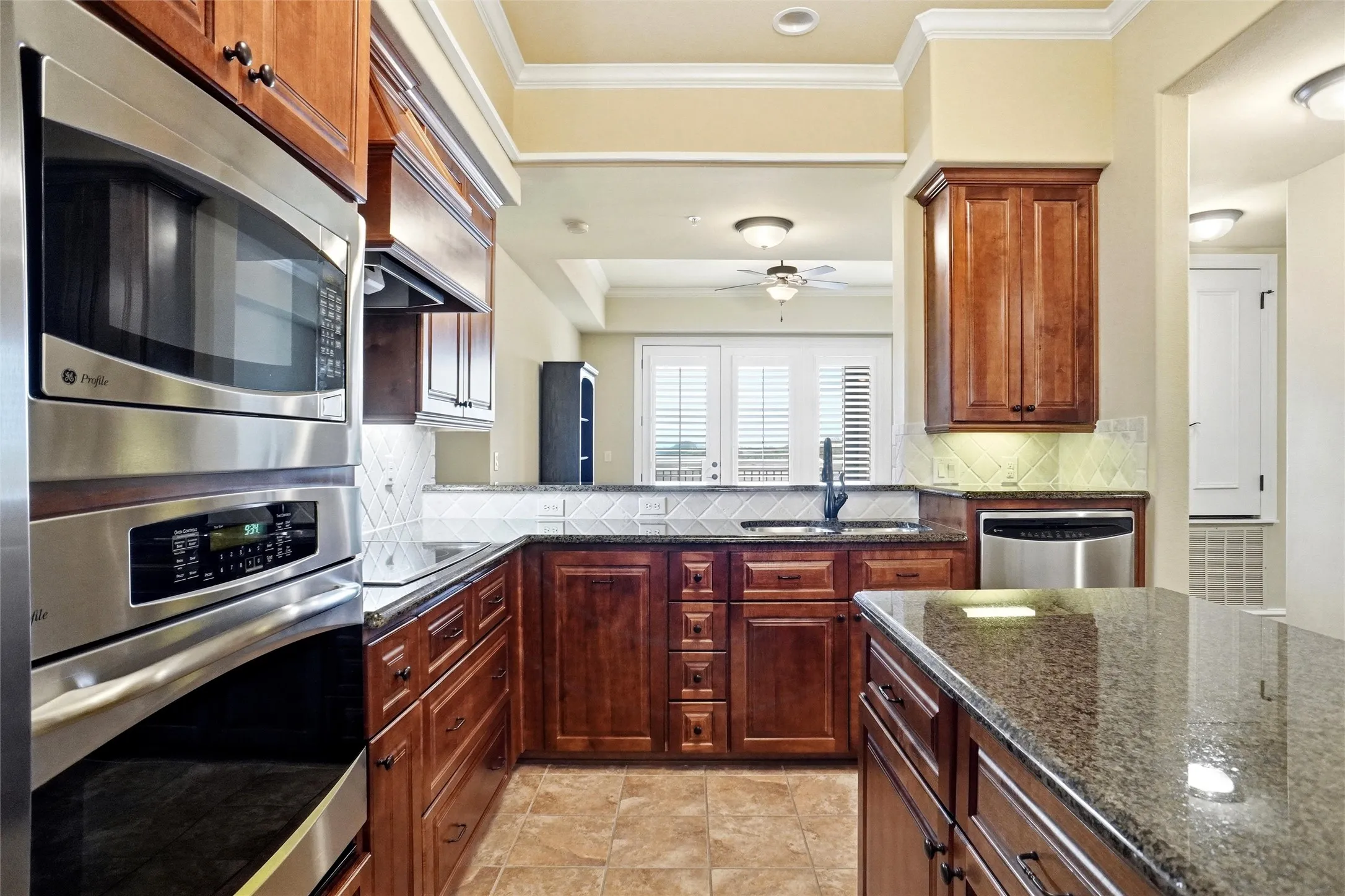 Condominium For Rent in Tarrant County , 301 Watermere Drive 414, Southlake, Texas 76092, 2 Bedroom, 3 Bathroom, Garage spaces, 1,572 Sqft, built in 2008, mls#21276837, Real Estate Agent in Southlake, Homes For Rent in Tarrant county, Homes For Rent in Southlake, Realtor in Southlake Texas, Real Estate Brokerage Independent Realty Texas, Luminita Cordes Realtor