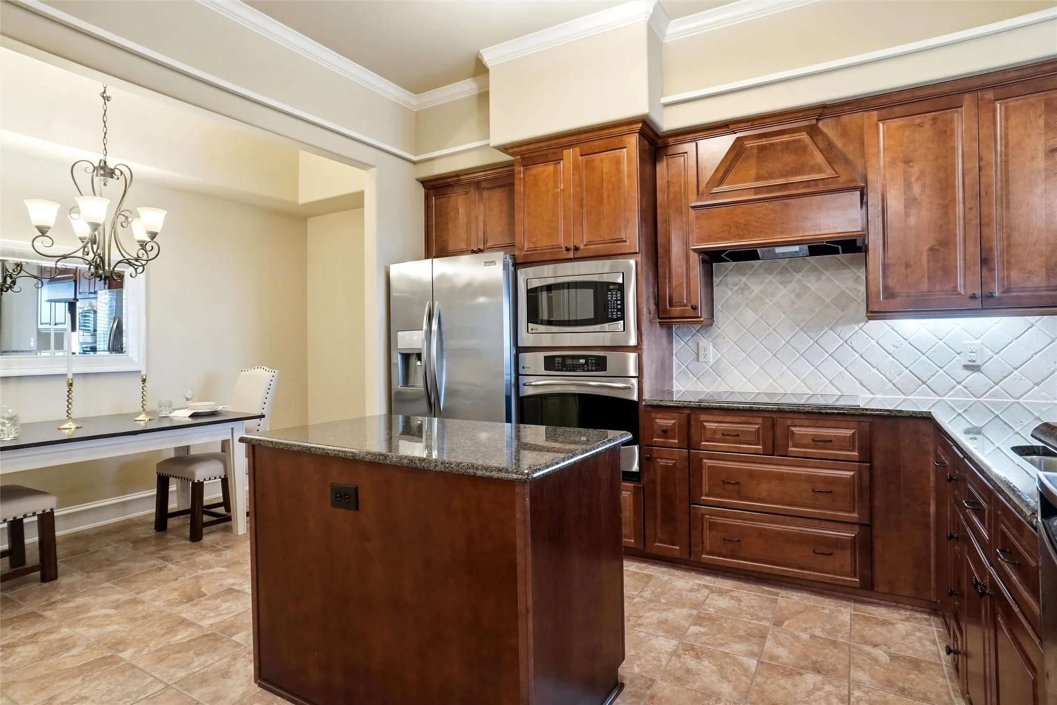 Condominium For Rent in Tarrant County , 301 Watermere Drive 414, Southlake, Texas 76092, 2 Bedroom, 3 Bathroom, Garage spaces, 1,572 Sqft, built in 2008, mls#21276837, Real Estate Agent in Southlake, Homes For Rent in Tarrant county, Homes For Rent in Southlake, Realtor in Southlake Texas, Real Estate Brokerage Independent Realty Texas, Luminita Cordes Realtor