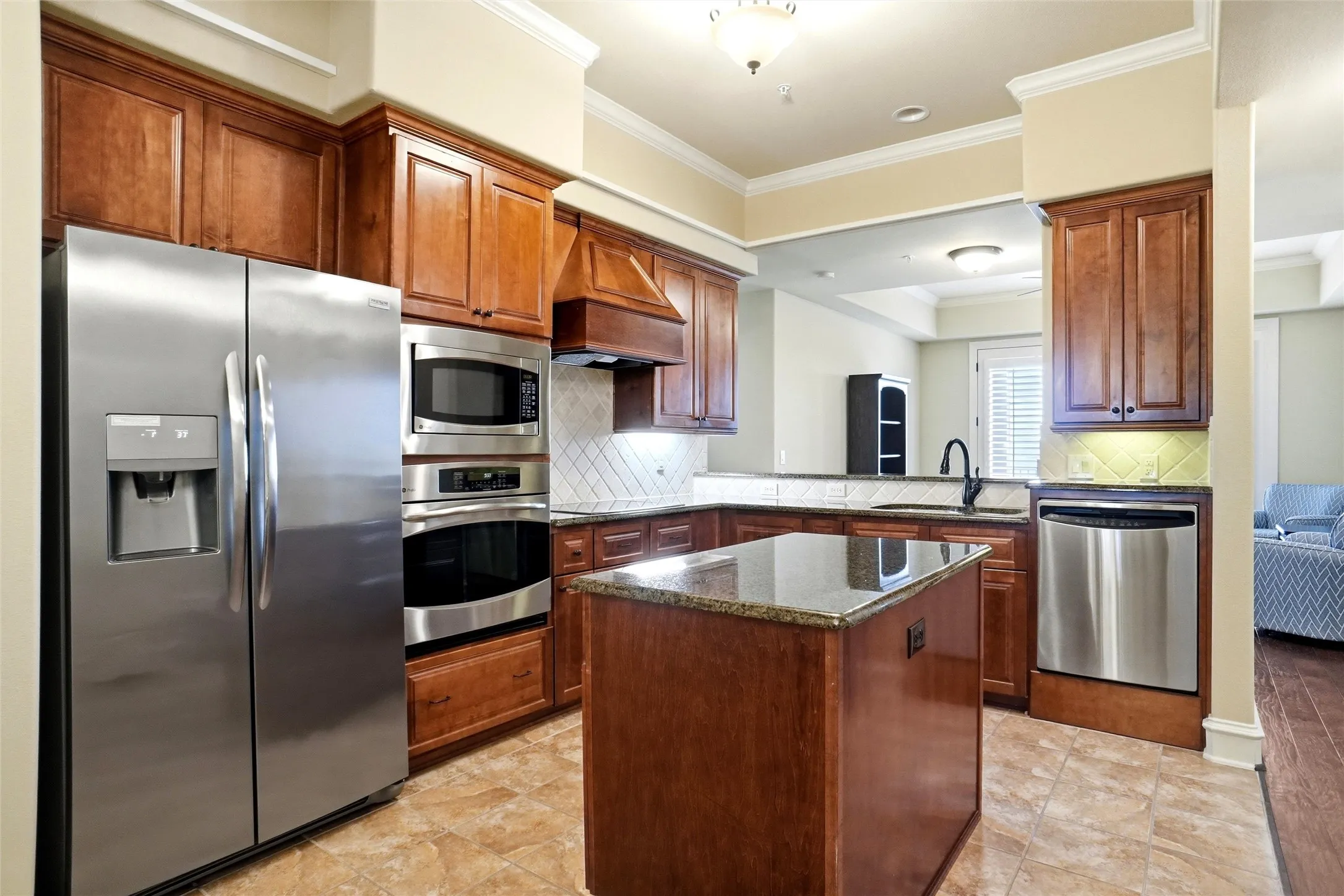Condominium For Rent in Tarrant County , 301 Watermere Drive 414, Southlake, Texas 76092, 2 Bedroom, 3 Bathroom, Garage spaces, 1,572 Sqft, built in 2008, mls#21276837, Real Estate Agent in Southlake, Homes For Rent in Tarrant county, Homes For Rent in Southlake, Realtor in Southlake Texas, Real Estate Brokerage Independent Realty Texas, Luminita Cordes Realtor