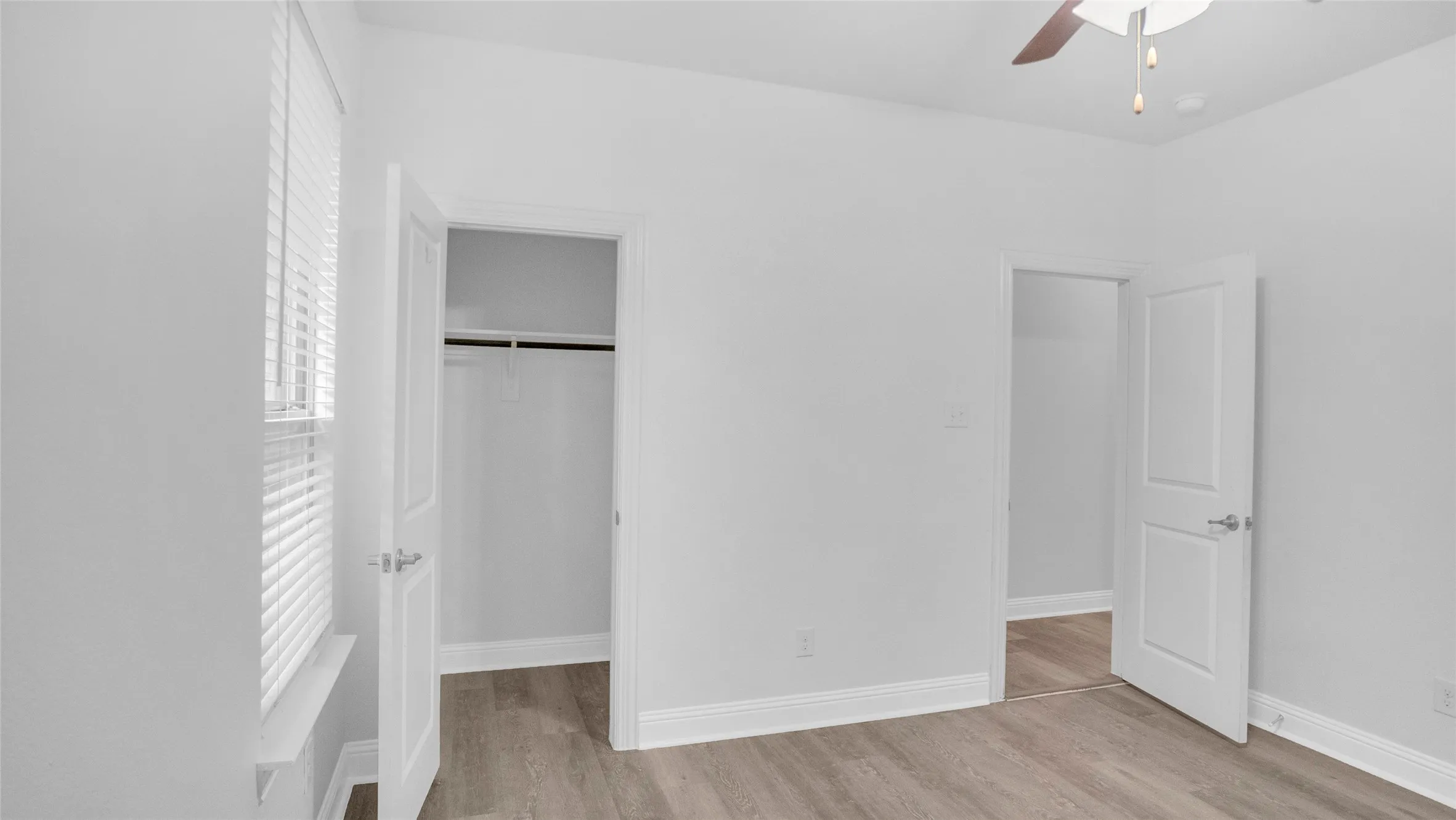 Single Family Residence For Rent in Denton County , 1520 Summit View Lane, Little Elm, Texas 76227, 5 Bedroom, 2 Bathroom, 2 Garage spaces, 2,152 Sqft, built in 2019, mls#21276154, Real Estate Agent in Little Elm, Homes For Rent in Denton county, Homes For Rent in Little Elm, Realtor in Little Elm Texas, Real Estate Brokerage Independent Realty Texas, Luminita Cordes Realtor