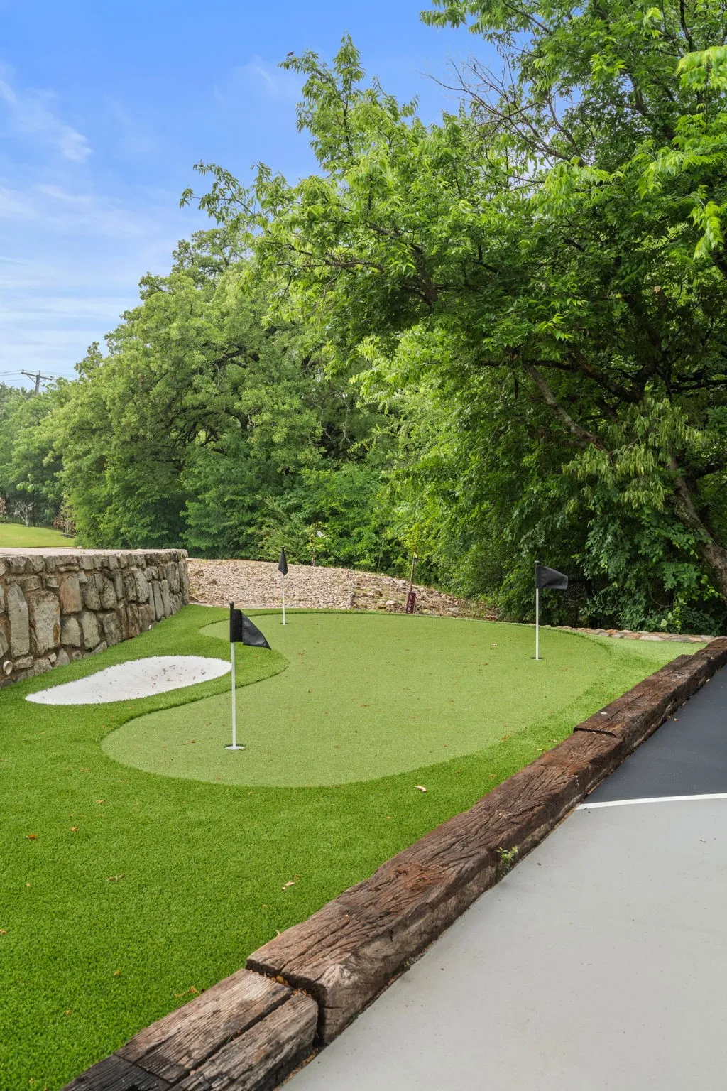 Single Family Residence For Sale in Tarrant County , 4207 Kelly Elliott Road, Arlington, Texas 76016, 5 Bedroom, 8 Bathroom, 5 Garage spaces, 6,122 Sqft, built in 2020, mls#21264371, Real Estate Agent in Arlington, Homes For Sale in Tarrant county, Homes For Sale in Arlington, Realtor in Arlington Texas, Real Estate Brokerage Independent Realty Texas, Luminita Cordes Realtor