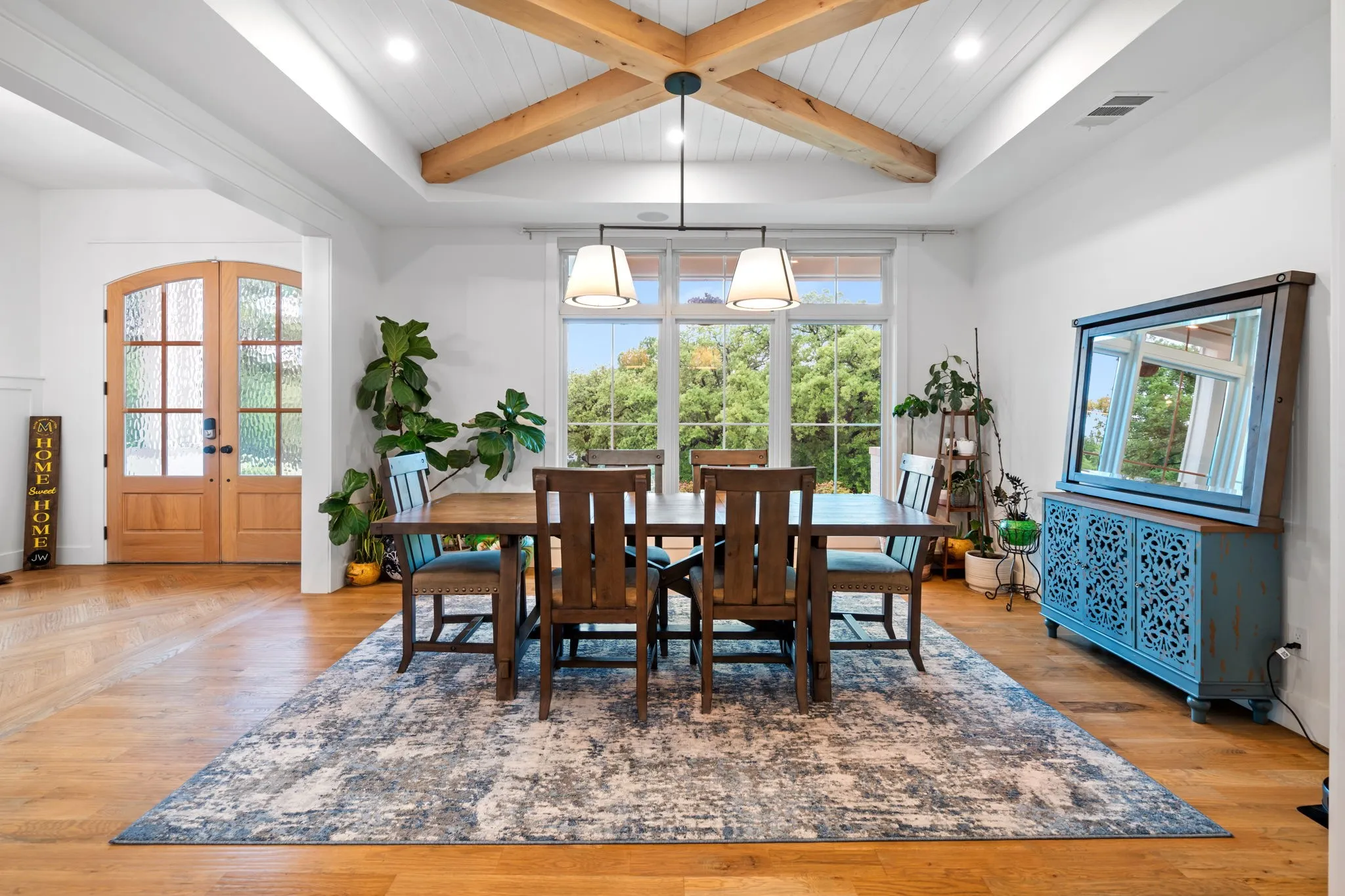 Single Family Residence For Sale in Tarrant County , 4207 Kelly Elliott Road, Arlington, Texas 76016, 5 Bedroom, 8 Bathroom, 5 Garage spaces, 6,122 Sqft, built in 2020, mls#21264371, Real Estate Agent in Arlington, Homes For Sale in Tarrant county, Homes For Sale in Arlington, Realtor in Arlington Texas, Real Estate Brokerage Independent Realty Texas, Luminita Cordes Realtor