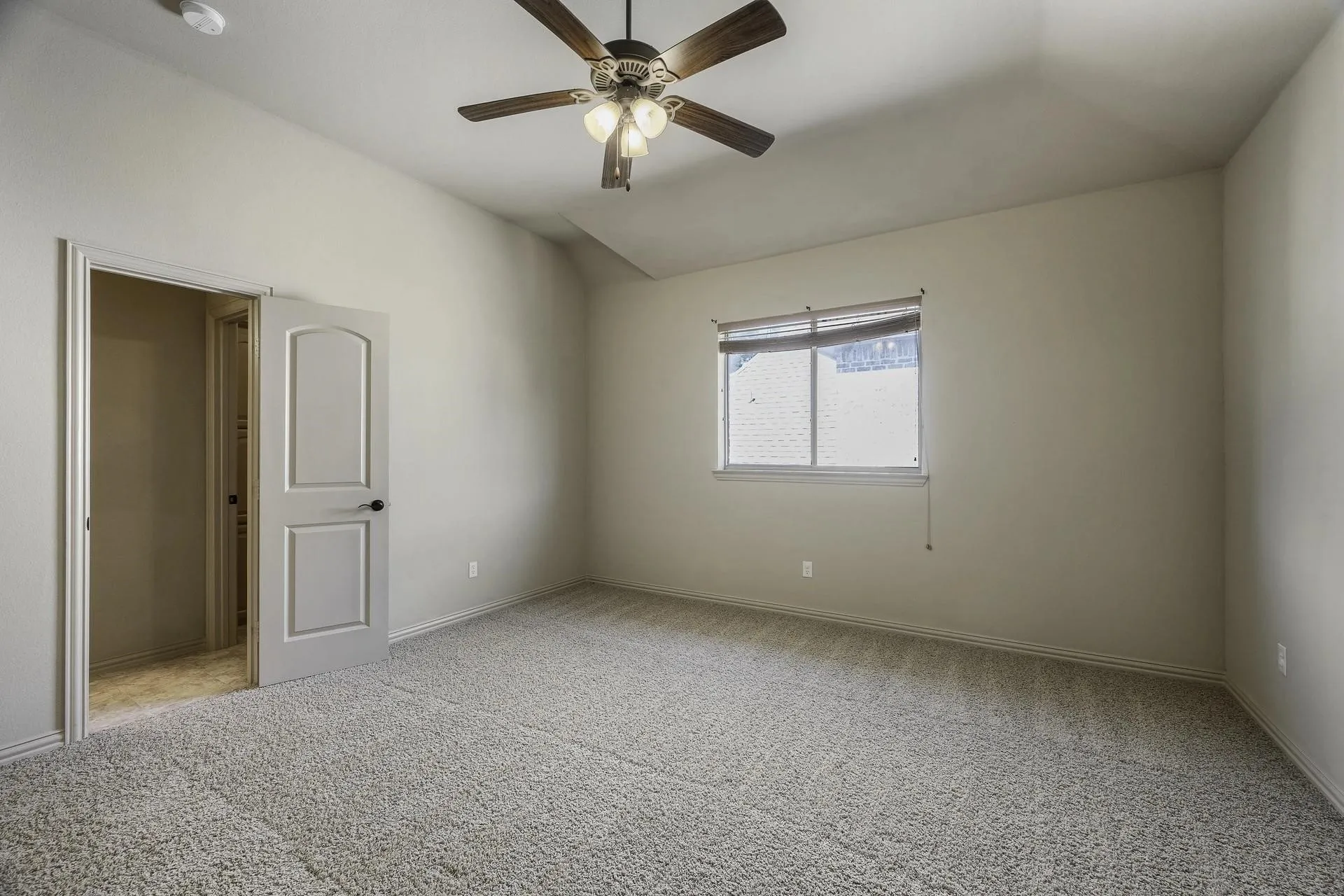 Single Family Residence For Rent in Denton County , 6916 cannon falls Drive, Plano, Texas 75024, 3 Bedrooms, 4 Bathrooms, 2 Garage spaces, 4,349 Sqft, built in 2006, Price $5,280, mls#21278134, Real Estate Agent in Plano, Homes For Rent in Denton county, Homes For Rent in Plano, Realtor in Plano Texas, Real Estate Brokerage Independent Realty Texas, Luminita Cordes Realtor