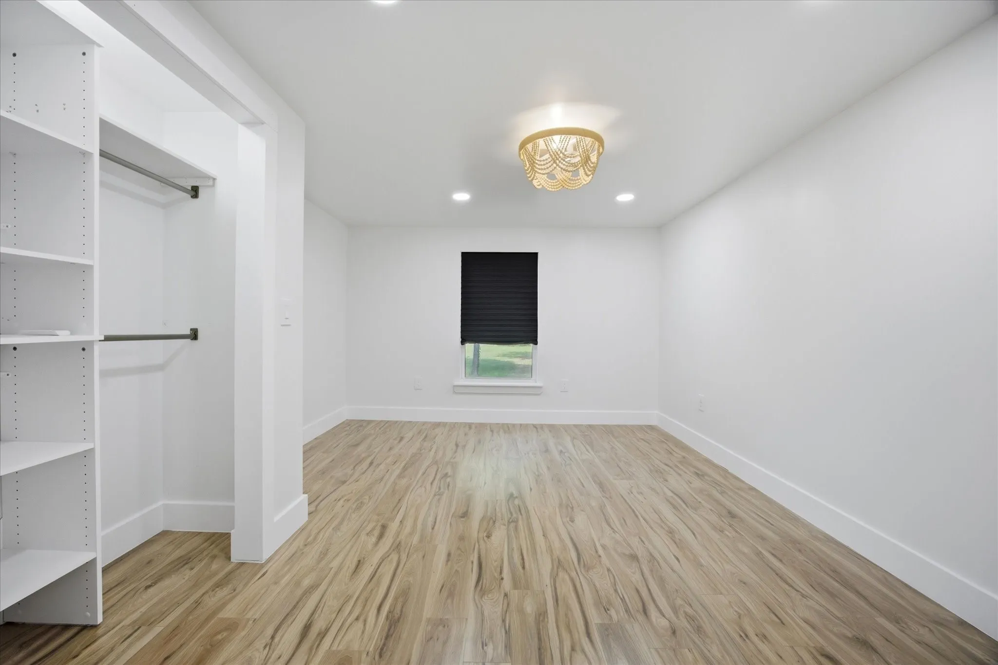 Single Family Residence For Sale in Collin County , 18580 County Road 949, Rockwall, Texas 75087, 4 Bedroom, 2 Bathroom, Garage spaces, 1,672 Sqft, built in 1990, mls#21277509, Real Estate Agent in Rockwall, Homes For Sale in Collin county, Homes For Sale in Rockwall, Realtor in Rockwall Texas, Real Estate Brokerage Independent Realty Texas, Luminita Cordes Realtor