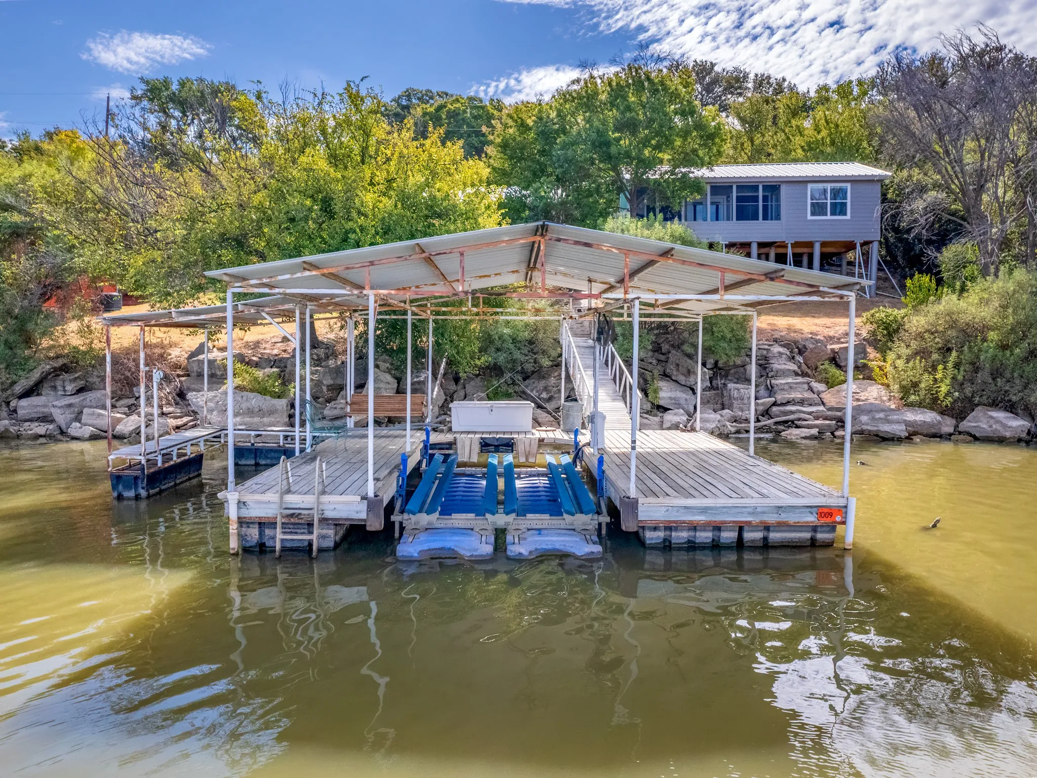 Single Family Residence For Sale in Brown County , 6926 Shamrock Drive, Brownwood, Texas 76801, 3 Bedrooms, 3 Bathrooms, Garage spaces, 1,364 Sqft, built in 1989, Price $499,000, mls#21277879, Real Estate Agent in Brownwood, Homes For Sale in Brown county, Homes For Sale in Brownwood, Realtor in Brownwood Texas, Real Estate Brokerage Independent Realty Texas, Luminita Cordes Realtor