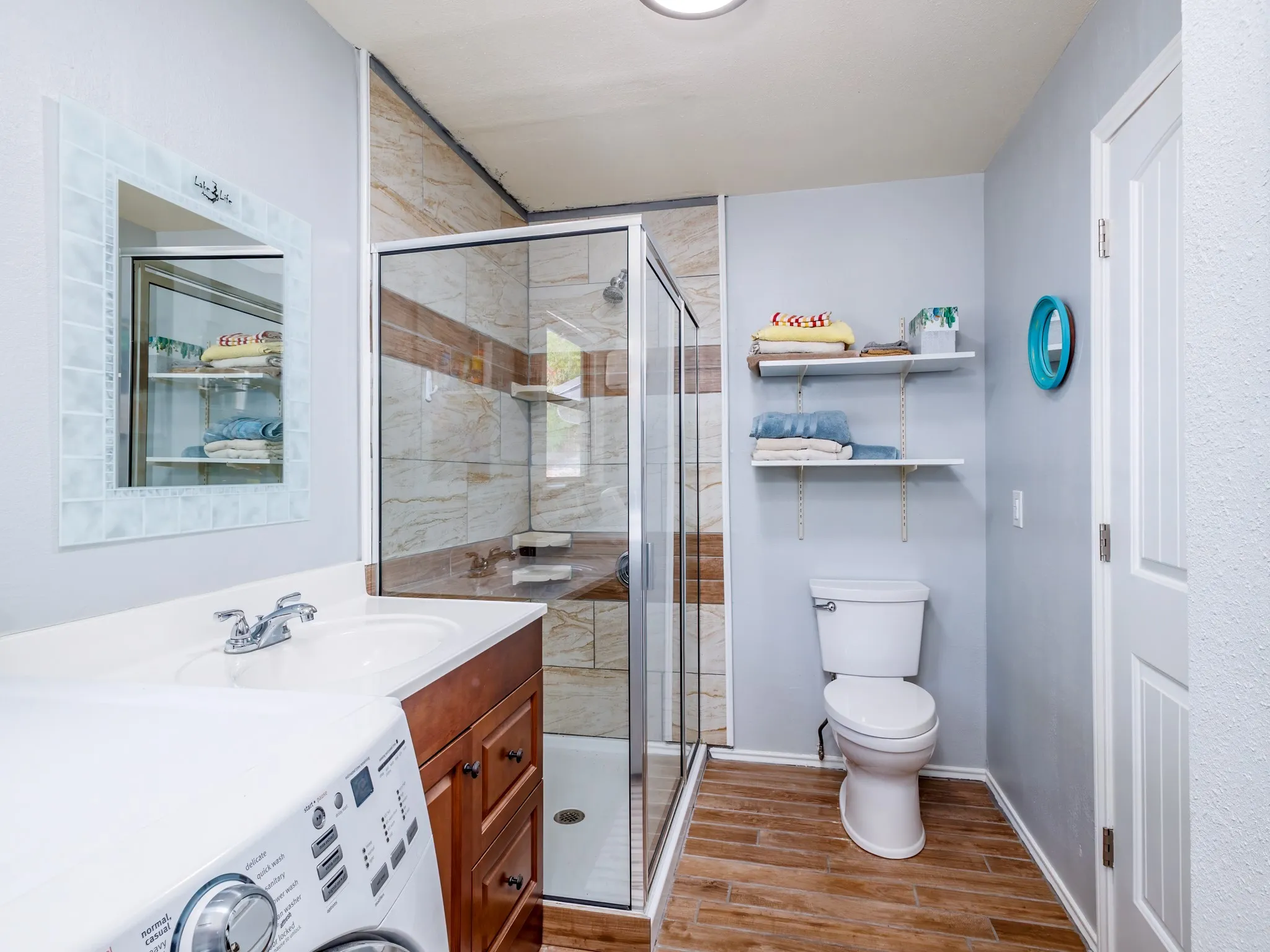 Second bathroom.