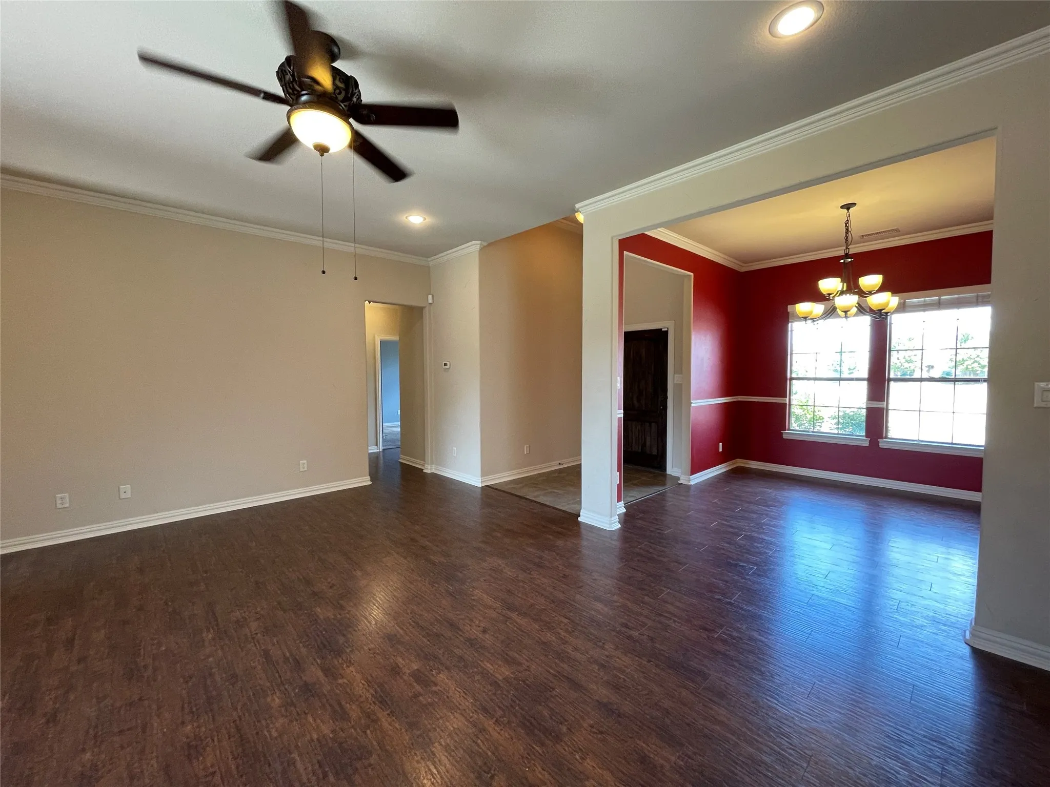 Single Family Residence For Rent in Collin County , 1125 Northwood Lane, Royse City, Texas 75189, 3 Bedroom, 2 Bathroom, 2 Garage spaces, 1,789 Sqft, built in 2009, mls#21278090, Real Estate Agent in Royse City, Homes For Rent in Collin county, Homes For Rent in Royse City, Realtor in Royse City Texas, Real Estate Brokerage Independent Realty Texas, Luminita Cordes Realtor