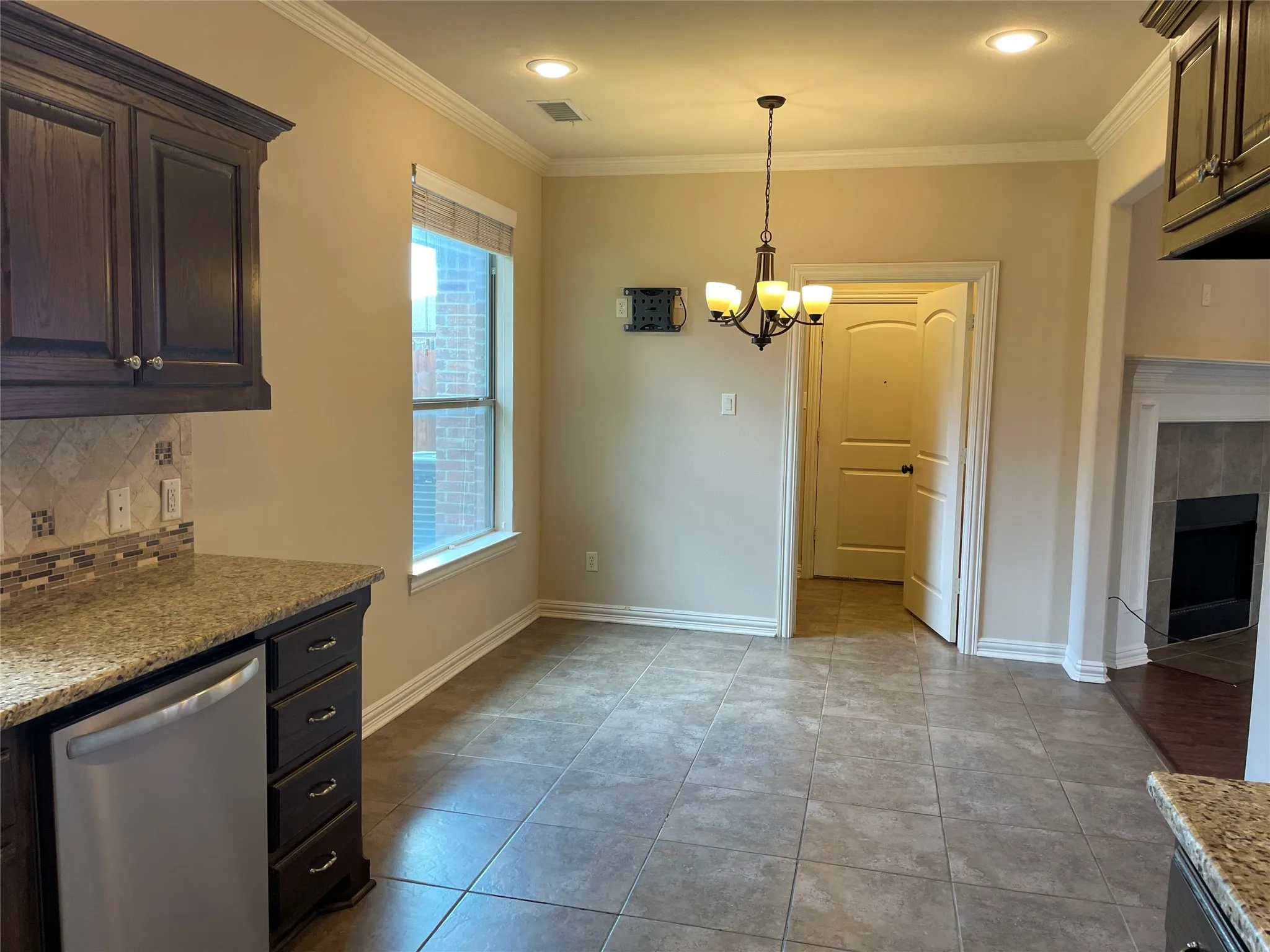 Single Family Residence For Rent in Collin County , 1125 Northwood Lane, Royse City, Texas 75189, 3 Bedroom, 2 Bathroom, 2 Garage spaces, 1,789 Sqft, built in 2009, mls#21278090, Real Estate Agent in Royse City, Homes For Rent in Collin county, Homes For Rent in Royse City, Realtor in Royse City Texas, Real Estate Brokerage Independent Realty Texas, Luminita Cordes Realtor