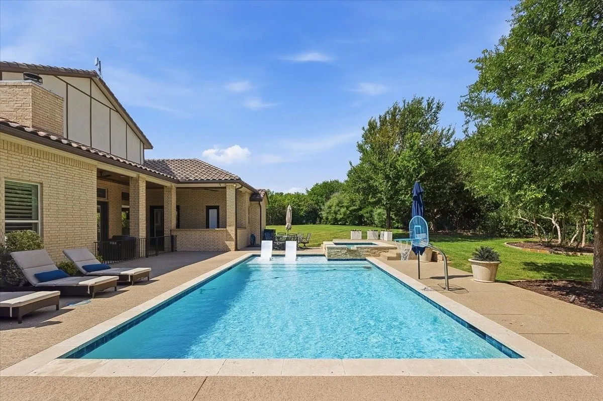 Single Family Residence For Sale in Parker County , 167 Crooked Creek Lane, Aledo, Texas 76008, 4 Bedroom, 4 Bathroom, 3 Garage spaces, 4,122 Sqft, built in 2016, mls#21276190, Real Estate Agent in Aledo, Homes For Sale in Parker county, Homes For Sale in Aledo, Realtor in Aledo Texas, Real Estate Brokerage Independent Realty Texas, Luminita Cordes Realtor