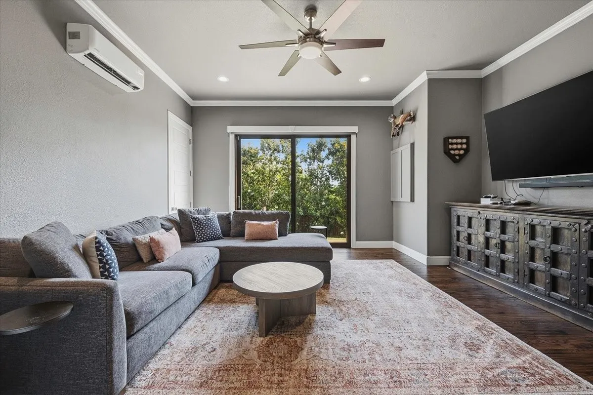Single Family Residence For Sale in Parker County , 167 Crooked Creek Lane, Aledo, Texas 76008, 4 Bedroom, 4 Bathroom, 3 Garage spaces, 4,122 Sqft, built in 2016, mls#21276190, Real Estate Agent in Aledo, Homes For Sale in Parker county, Homes For Sale in Aledo, Realtor in Aledo Texas, Real Estate Brokerage Independent Realty Texas, Luminita Cordes Realtor