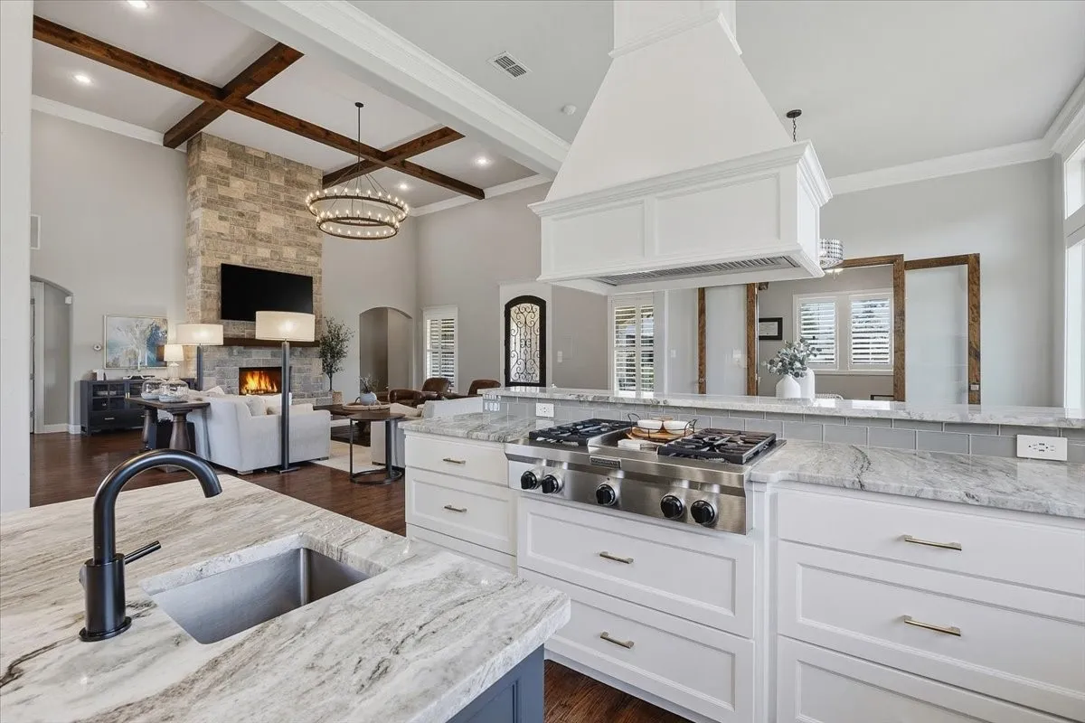 Single Family Residence For Sale in Parker County , 167 Crooked Creek Lane, Aledo, Texas 76008, 4 Bedroom, 4 Bathroom, 3 Garage spaces, 4,122 Sqft, built in 2016, mls#21276190, Real Estate Agent in Aledo, Homes For Sale in Parker county, Homes For Sale in Aledo, Realtor in Aledo Texas, Real Estate Brokerage Independent Realty Texas, Luminita Cordes Realtor