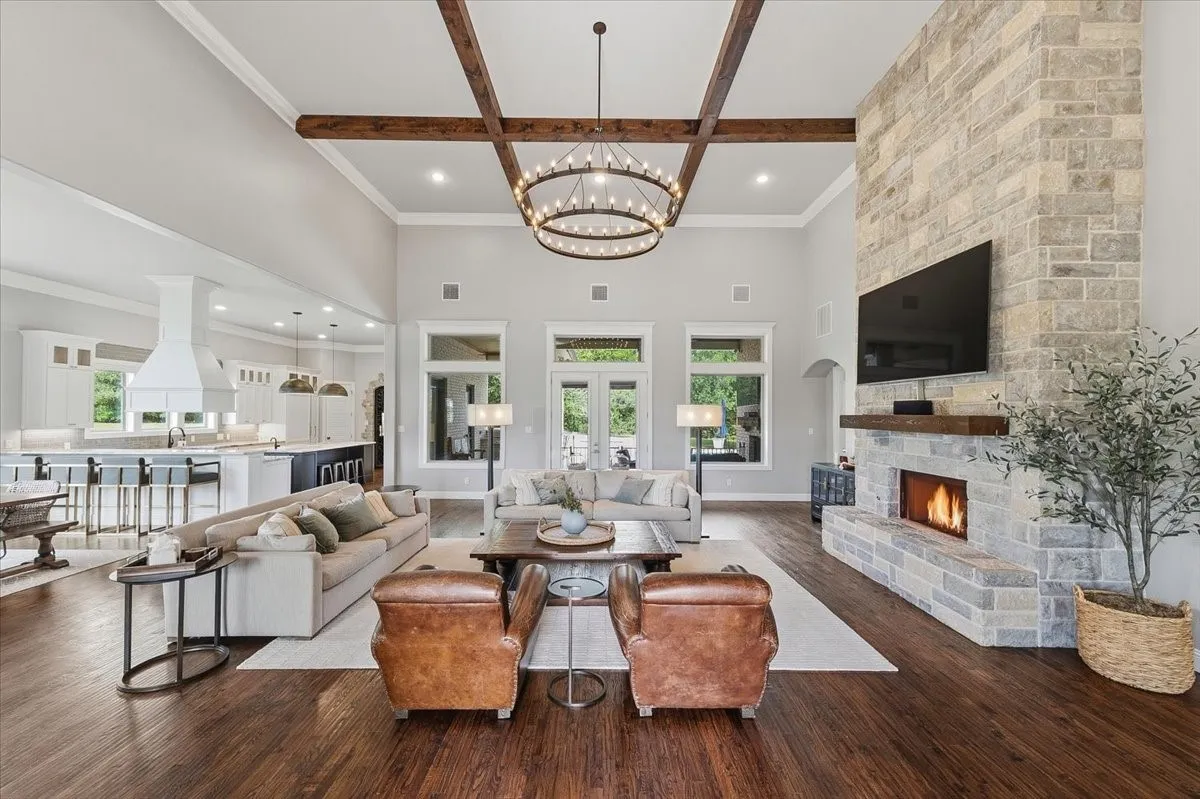 Single Family Residence For Sale in Parker County , 167 Crooked Creek Lane, Aledo, Texas 76008, 4 Bedroom, 4 Bathroom, 3 Garage spaces, 4,122 Sqft, built in 2016, mls#21276190, Real Estate Agent in Aledo, Homes For Sale in Parker county, Homes For Sale in Aledo, Realtor in Aledo Texas, Real Estate Brokerage Independent Realty Texas, Luminita Cordes Realtor