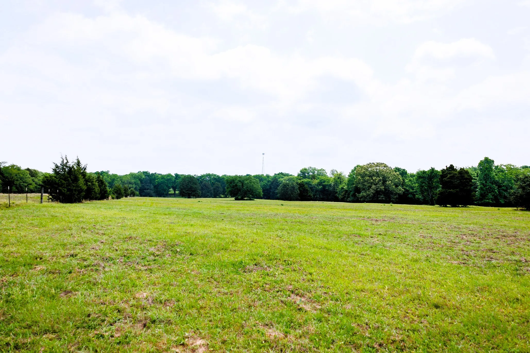 Ranch For Sale in Van Zandt County , 6100 Fm 314, Ben Wheeler, Texas 75754, 0, 0, Garage spaces, 0 Sqft, built in 2008, Price $795,000, mls#21265092, Real Estate Agent in Ben Wheeler, Homes For Sale in Van Zandt county, Homes For Sale in Ben Wheeler, Realtor in Ben Wheeler Texas, Real Estate Brokerage Independent Realty Texas, Luminita Cordes Realtor