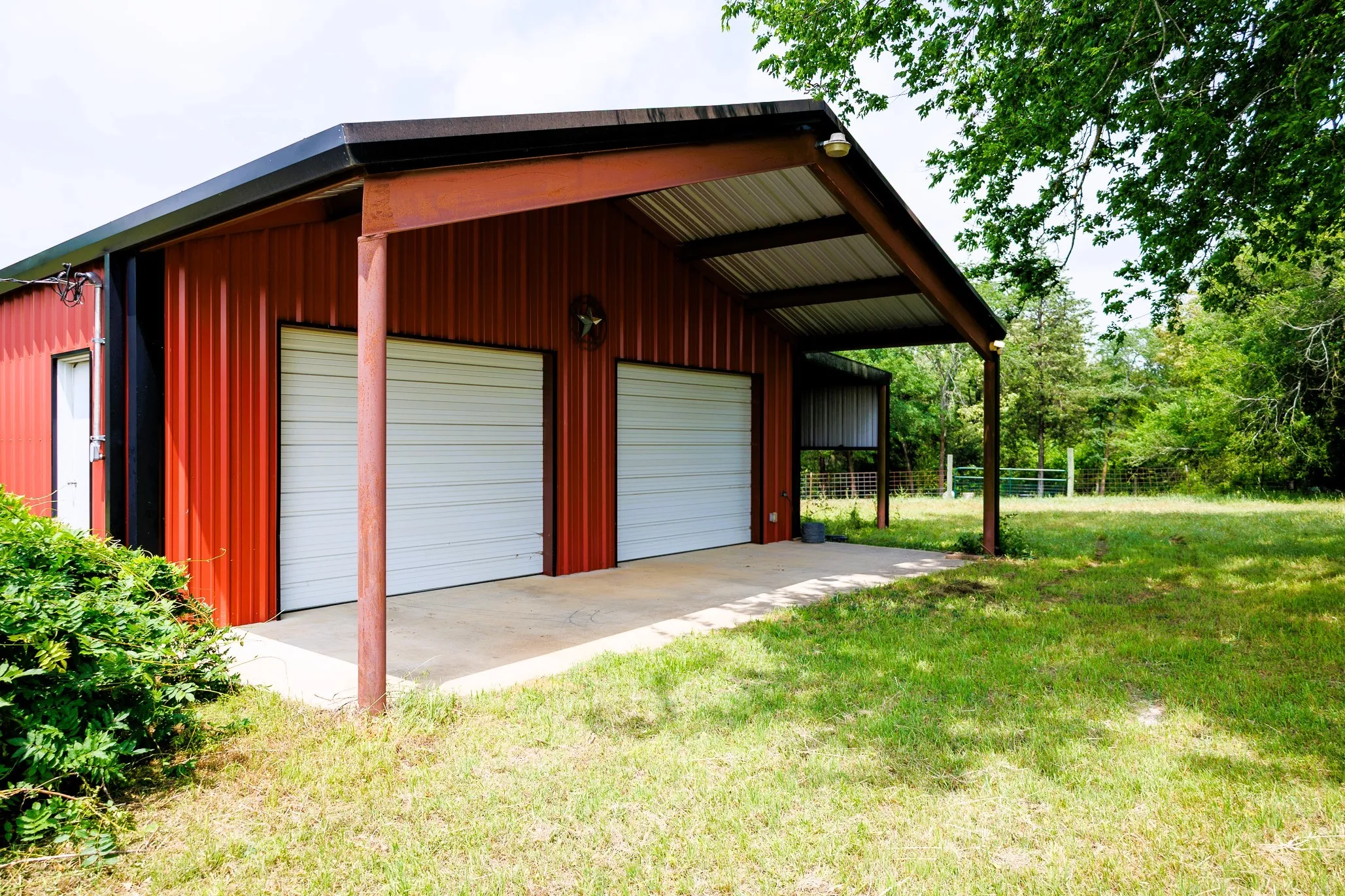 Ranch For Sale in Van Zandt County , 6100 Fm 314, Ben Wheeler, Texas 75754, 0, 0, Garage spaces, 0 Sqft, built in 2008, Price $795,000, mls#21265092, Real Estate Agent in Ben Wheeler, Homes For Sale in Van Zandt county, Homes For Sale in Ben Wheeler, Realtor in Ben Wheeler Texas, Real Estate Brokerage Independent Realty Texas, Luminita Cordes Realtor