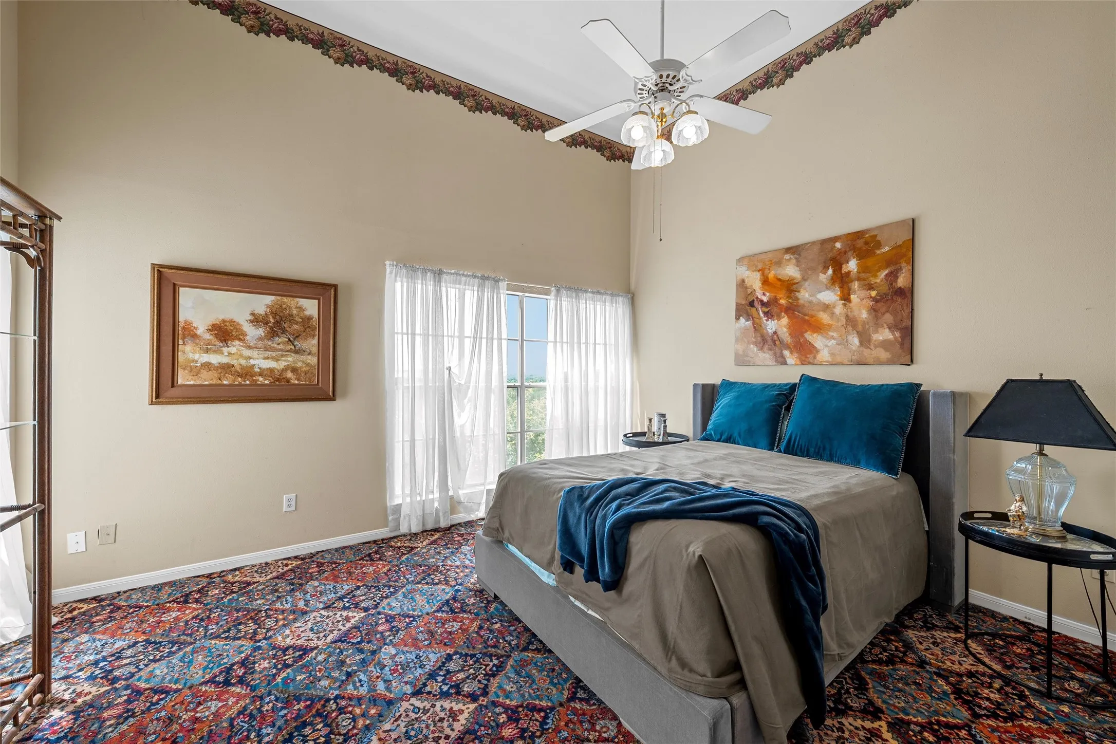 Condominium For Sale in Mc Lennan County , 2905 Lake Shore Drive 203, Waco, Texas 76708, 2 Bedroom, 2 Bathroom, Garage spaces, 1,178 Sqft, built in 1974, mls#21266231, Real Estate Agent in Waco, Homes For Sale in Mc Lennan county, Homes For Sale in Waco, Realtor in Waco Texas, Real Estate Brokerage Independent Realty Texas, Luminita Cordes Realtor
