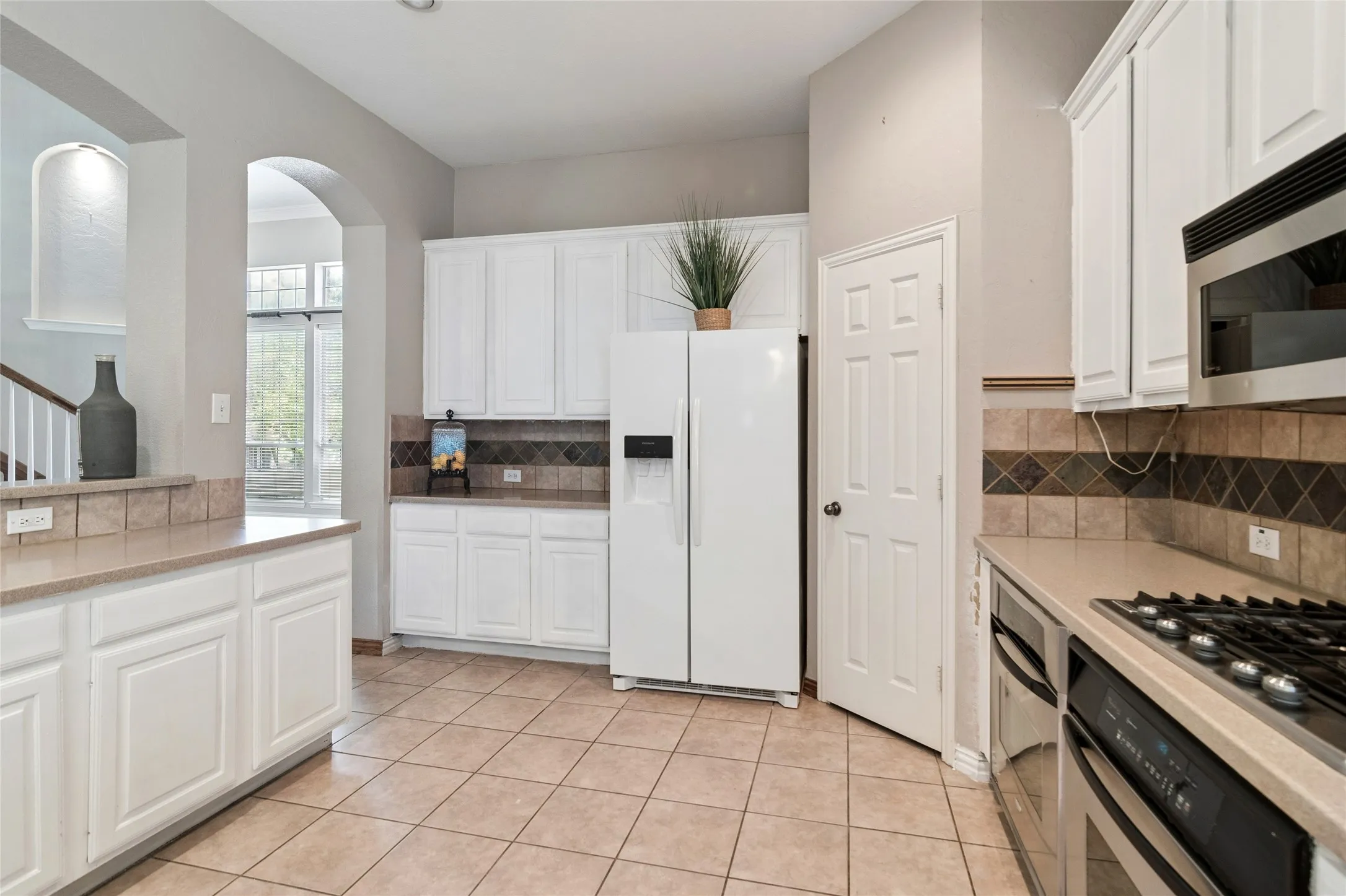 Single Family Residence For Sale in Rockwall County , 2085 Club Lake Circle, Rockwall, Texas 75087, 5 Bedroom, 4 Bathroom, 3 Garage spaces, 3,963 Sqft, built in 2002, mls#21258744, Real Estate Agent in Rockwall, Homes For Sale in Rockwall county, Homes For Sale in Rockwall, Realtor in Rockwall Texas, Real Estate Brokerage Independent Realty Texas, Luminita Cordes Realtor