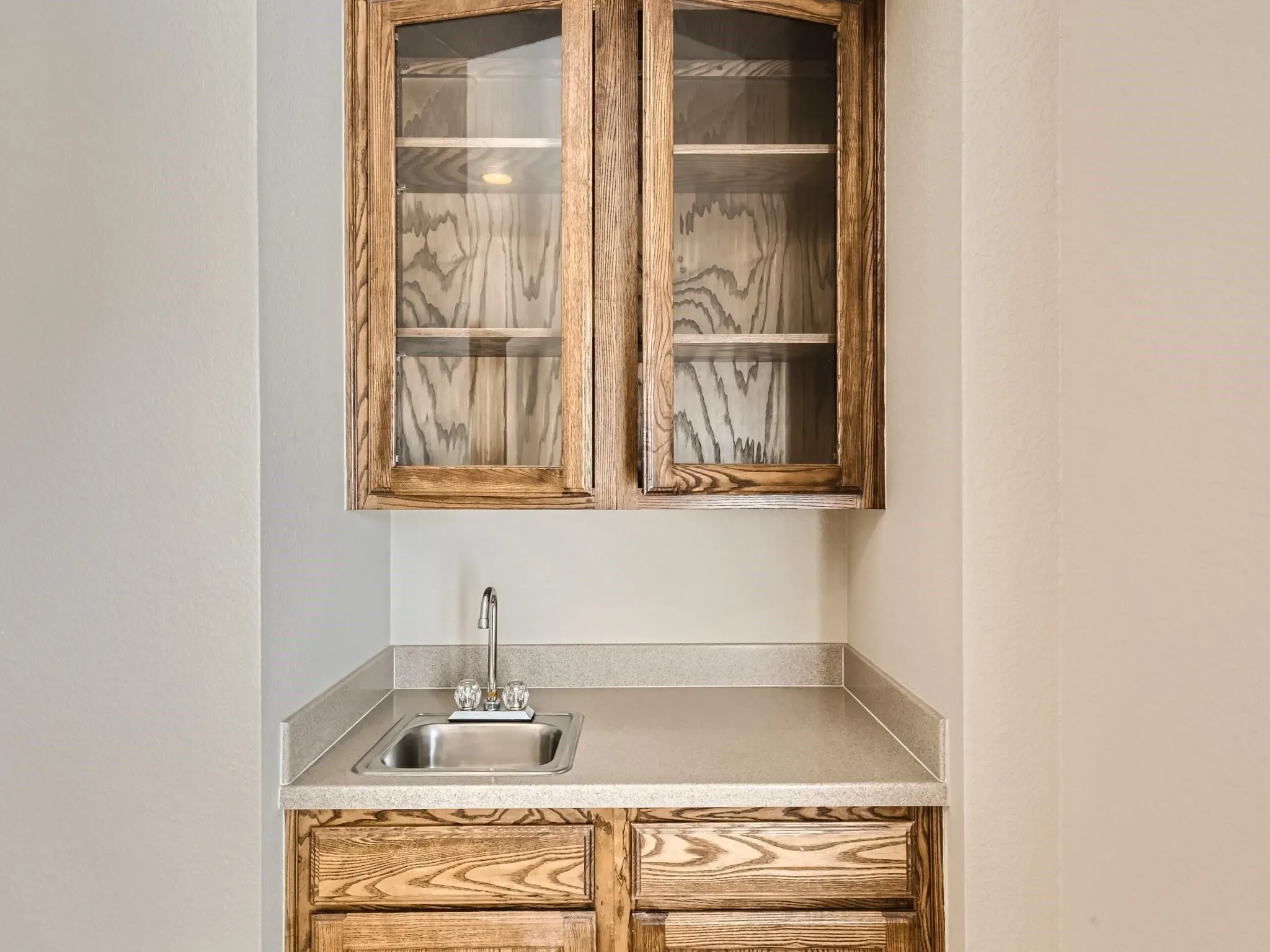 Wet bar in the study or gameroom area