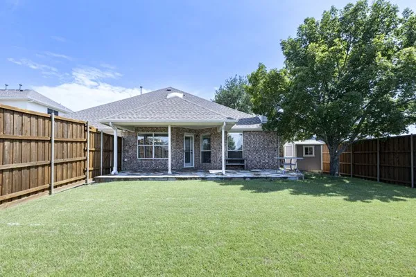 Single Family Residence For Sale in Rockwall County , 2540 Wagonwheel Drive, Rockwall, Texas 75032, 4 Bedroom, 2 Bathroom, 2 Garage spaces, 2,179 Sqft, built in 2001, mls#21278261, Real Estate Agent in Rockwall, Homes For Sale in Rockwall county, Homes For Sale in Rockwall, Realtor in Rockwall Texas, Real Estate Brokerage Independent Realty Texas, Luminita Cordes Realtor