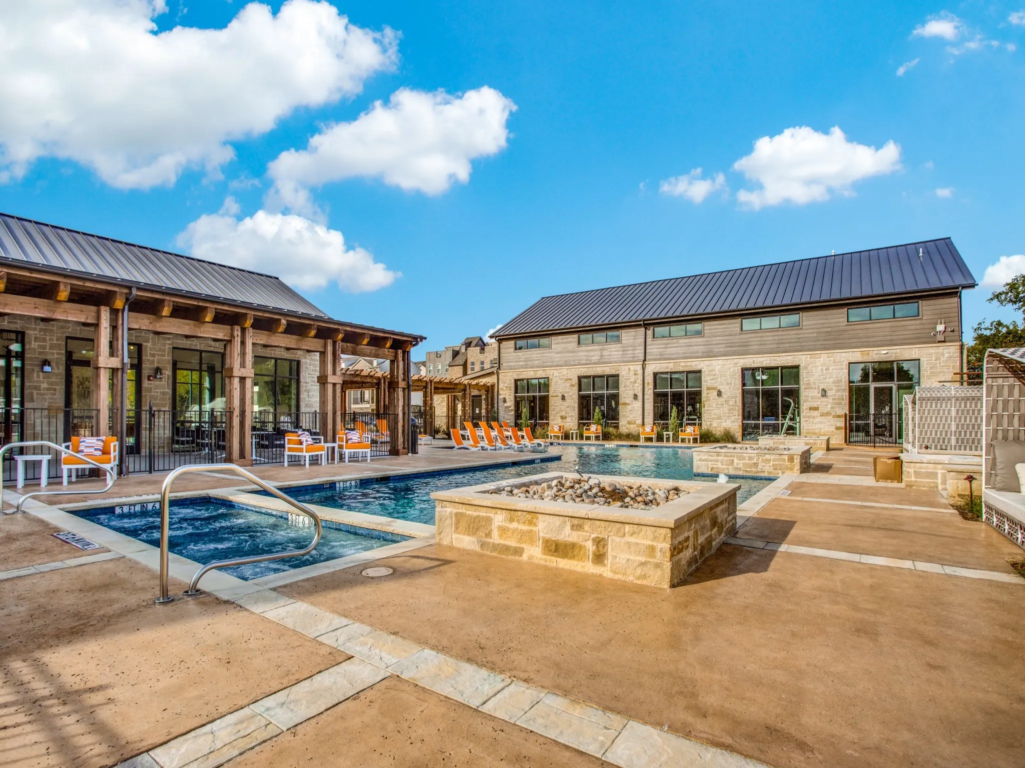 Single Family Residence For Sale in Dallas County , 2519 Carolwood Lane, Dallas, Texas 75212, 3 Bedroom, 3 Bathroom, 2 Garage spaces, 1,933 Sqft, built in 2023, mls#21278299, Real Estate Agent in Dallas, Homes For Sale in Dallas county, Homes For Sale in Dallas, Realtor in Dallas Texas, Real Estate Brokerage Independent Realty Texas, Luminita Cordes Realtor