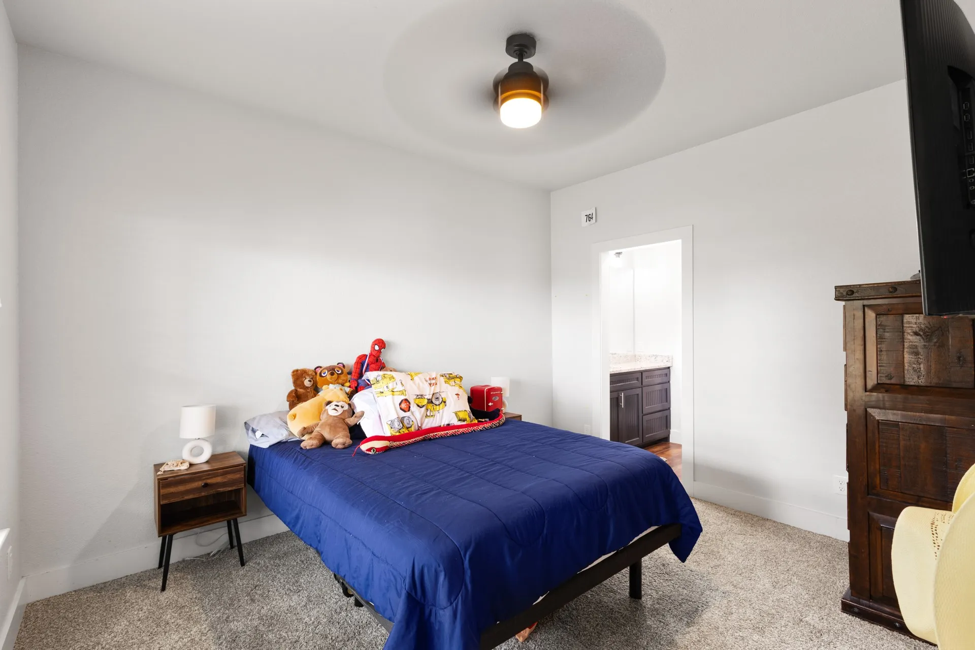 Duplex For Sale in Wise County , 137 County Road 3351, Paradise, Texas 76073, 12 Bedroom, 9 Bathroom, Garage spaces, 8,180 Sqft, built in 2020, mls#21270049, Real Estate Agent in Paradise, Homes For Sale in Wise county, Homes For Sale in Paradise, Realtor in Paradise Texas, Real Estate Brokerage Independent Realty Texas, Luminita Cordes Realtor