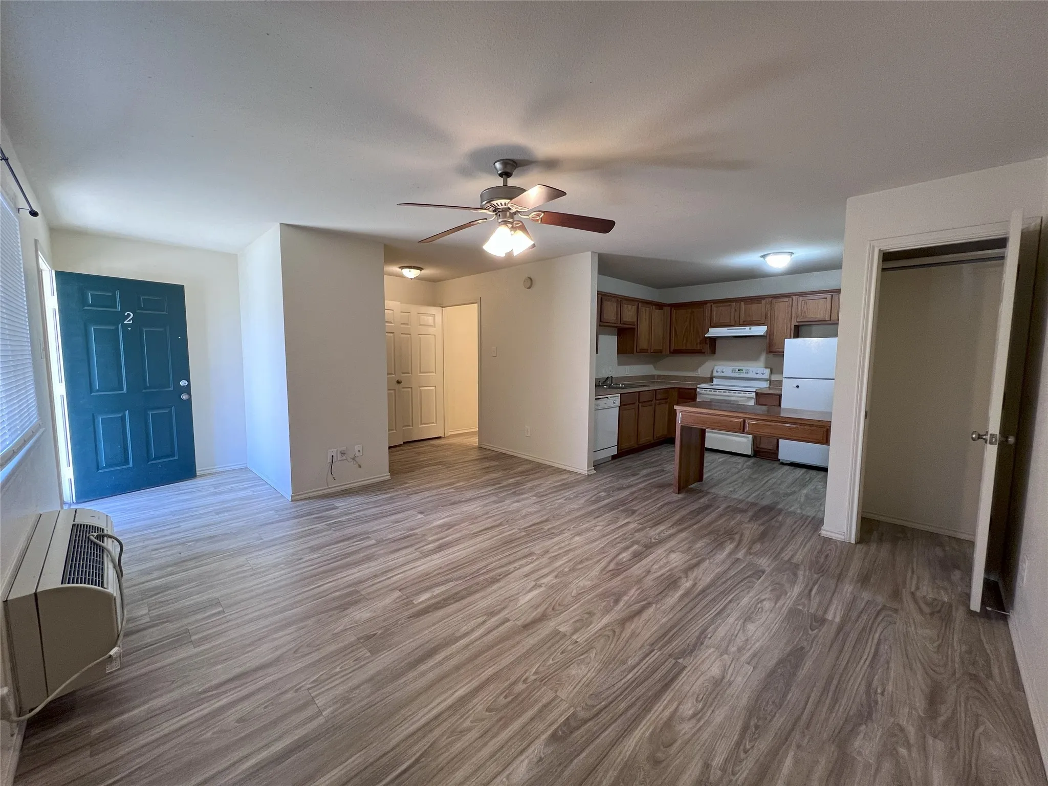 Apartment For Rent in Denton County , 630 Schmitz Avenue 3, Denton, Texas 76209, 0, 1 Bathroom, Garage spaces, 510 Sqft, built in 2004, mls#21278316, Real Estate Agent in Denton, Homes For Rent in Denton county, Homes For Rent in Denton, Realtor in Denton Texas, Real Estate Brokerage Independent Realty Texas, Luminita Cordes Realtor