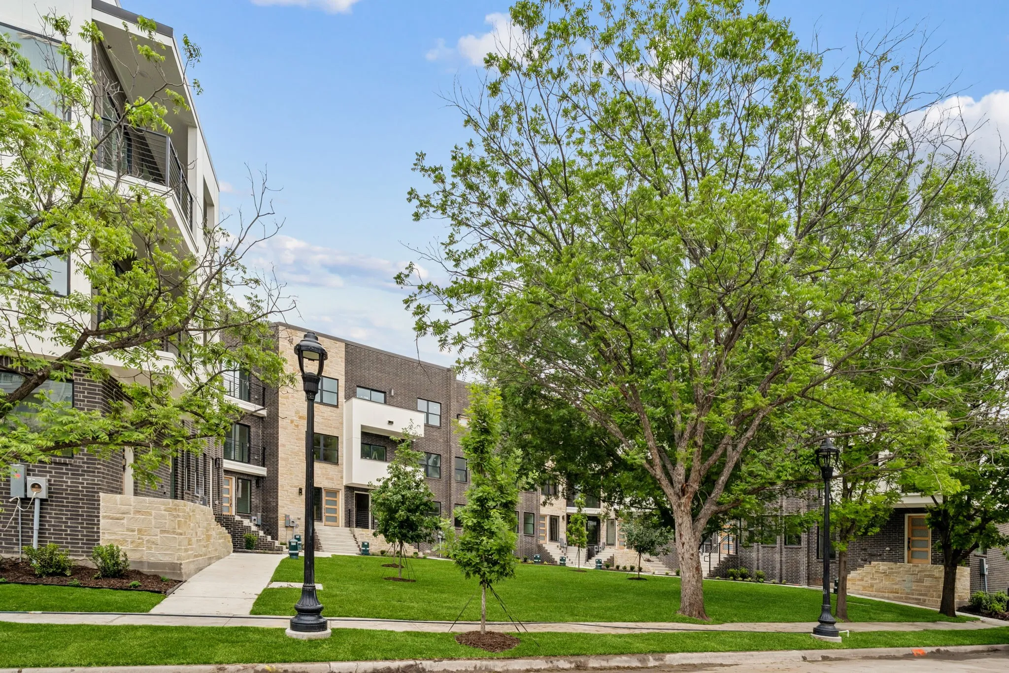 Townhouse For Sale in Tarrant County , 2721 Azalea Park Circle, Fort Worth, Texas 76107, 2 Bedroom, 4 Bathroom, 2 Garage spaces, 2,249 Sqft, built in 2025, mls#21276786, Real Estate Agent in Fort Worth, Homes For Sale in Tarrant county, Homes For Sale in Fort Worth, Realtor in Fort Worth Texas, Real Estate Brokerage Independent Realty Texas, Luminita Cordes Realtor