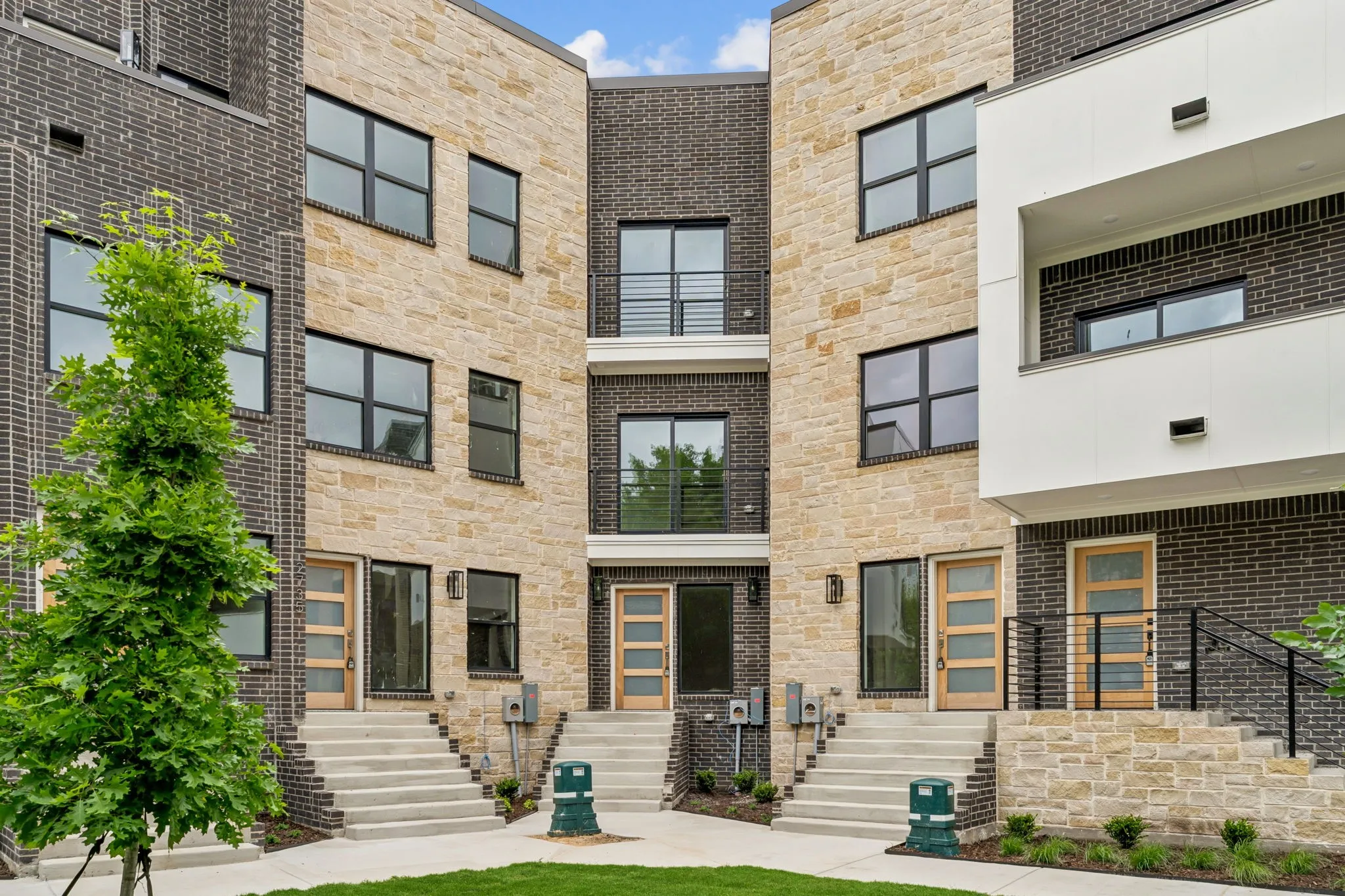 Townhouse For Sale in Tarrant County , 2721 Azalea Park Circle, Fort Worth, Texas 76107, 2 Bedroom, 4 Bathroom, 2 Garage spaces, 2,249 Sqft, built in 2025, mls#21276786, Real Estate Agent in Fort Worth, Homes For Sale in Tarrant county, Homes For Sale in Fort Worth, Realtor in Fort Worth Texas, Real Estate Brokerage Independent Realty Texas, Luminita Cordes Realtor