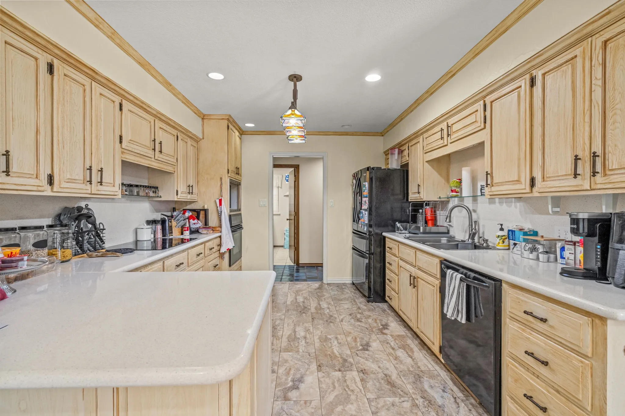 Duplex For Sale in Tarrant County , 5111/5109 Ledgestone Drive, Fort Worth, Texas 76132, 5 Bedroom, 5 Bathroom, Garage spaces, 0 Sqft, built in 1979, mls#21278330, Real Estate Agent in Fort Worth, Homes For Sale in Tarrant county, Homes For Sale in Fort Worth, Realtor in Fort Worth Texas, Real Estate Brokerage Independent Realty Texas, Luminita Cordes Realtor