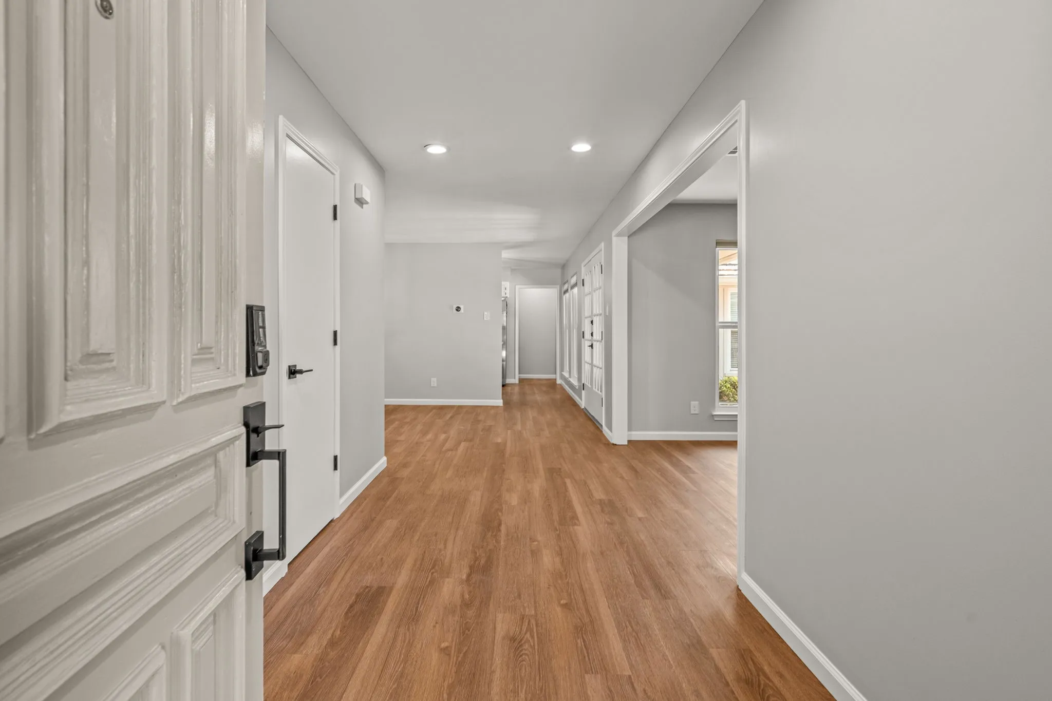 Duplex For Sale in Tarrant County , 5111/5109 Ledgestone Drive, Fort Worth, Texas 76132, 5 Bedroom, 5 Bathroom, Garage spaces, 0 Sqft, built in 1979, mls#21278330, Real Estate Agent in Fort Worth, Homes For Sale in Tarrant county, Homes For Sale in Fort Worth, Realtor in Fort Worth Texas, Real Estate Brokerage Independent Realty Texas, Luminita Cordes Realtor