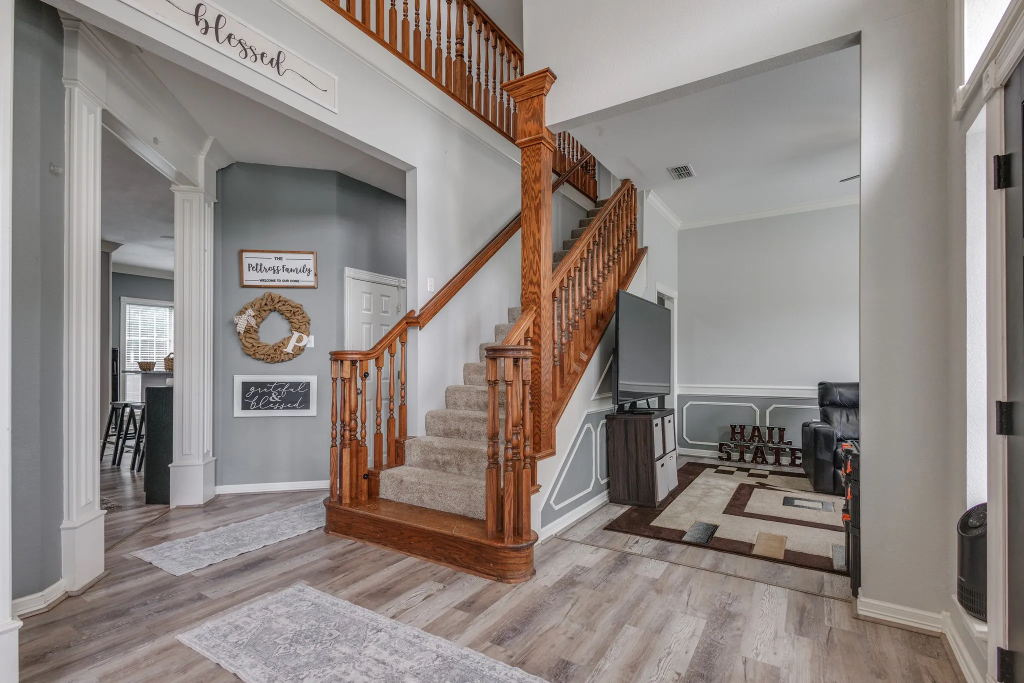 Single Family Residence For Sale in Taylor County , 1625 Lakeshore Drive, Abilene, Texas 79602, 5 Bedrooms, 4 Bathrooms, 3 Garage spaces, 3,640 Sqft, built in 1998, Price $550,000, mls#21276289, Real Estate Agent in Abilene, Homes For Sale in Taylor county, Homes For Sale in Abilene, Realtor in Abilene Texas, Real Estate Brokerage Independent Realty Texas, Luminita Cordes Realtor