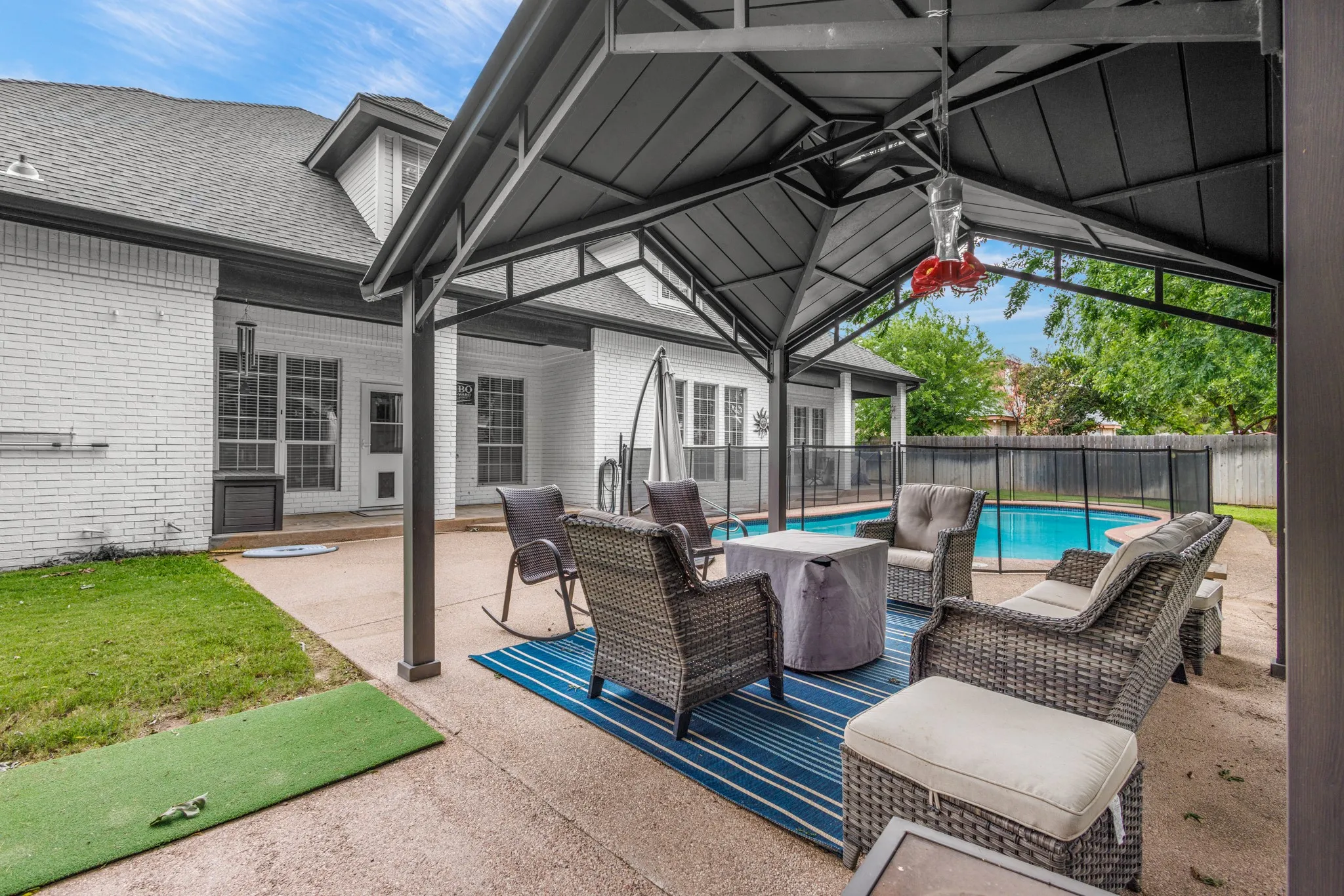 Single Family Residence For Sale in Taylor County , 1625 Lakeshore Drive, Abilene, Texas 79602, 5 Bedrooms, 4 Bathrooms, 3 Garage spaces, 3,640 Sqft, built in 1998, Price $550,000, mls#21276289, Real Estate Agent in Abilene, Homes For Sale in Taylor county, Homes For Sale in Abilene, Realtor in Abilene Texas, Real Estate Brokerage Independent Realty Texas, Luminita Cordes Realtor